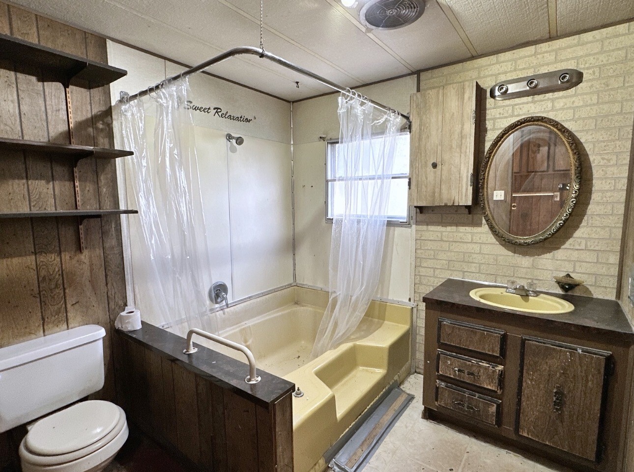 285 Omak River Road