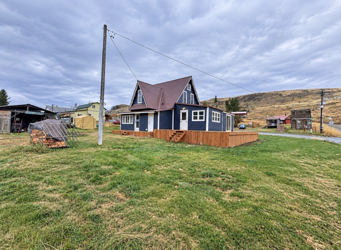2058 Chesaw Road