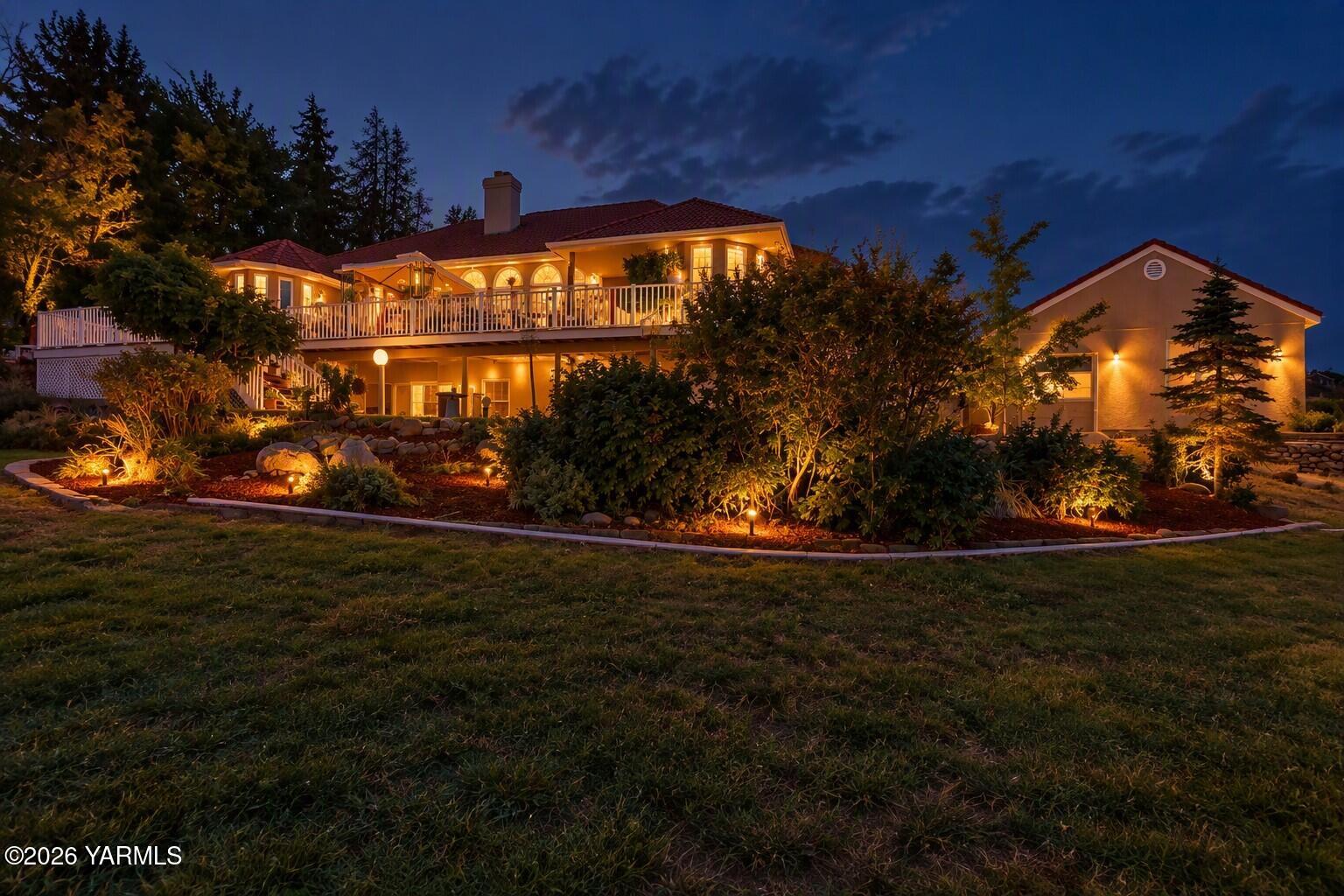 123 N Basalt Springs Way