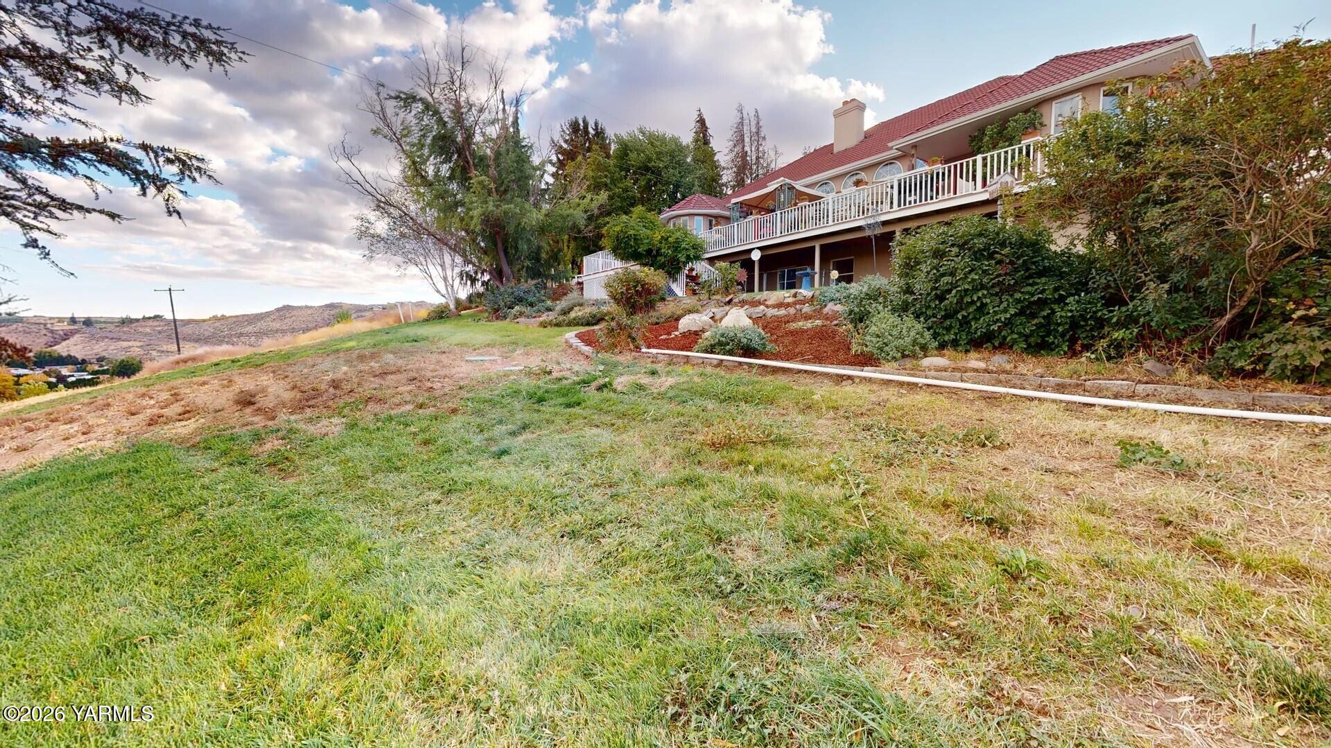 123 N Basalt Springs Way