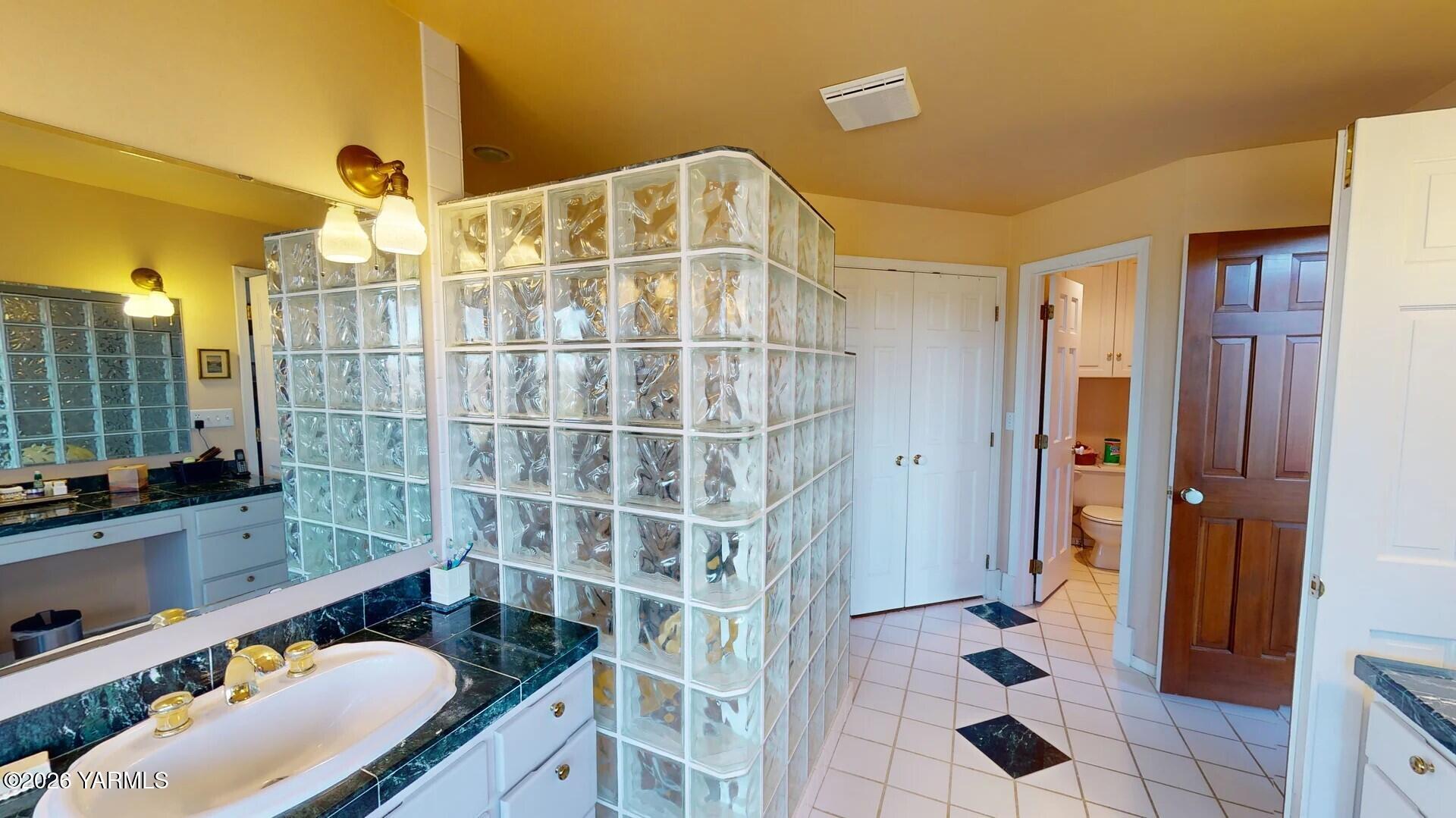 123 N Basalt Springs Way