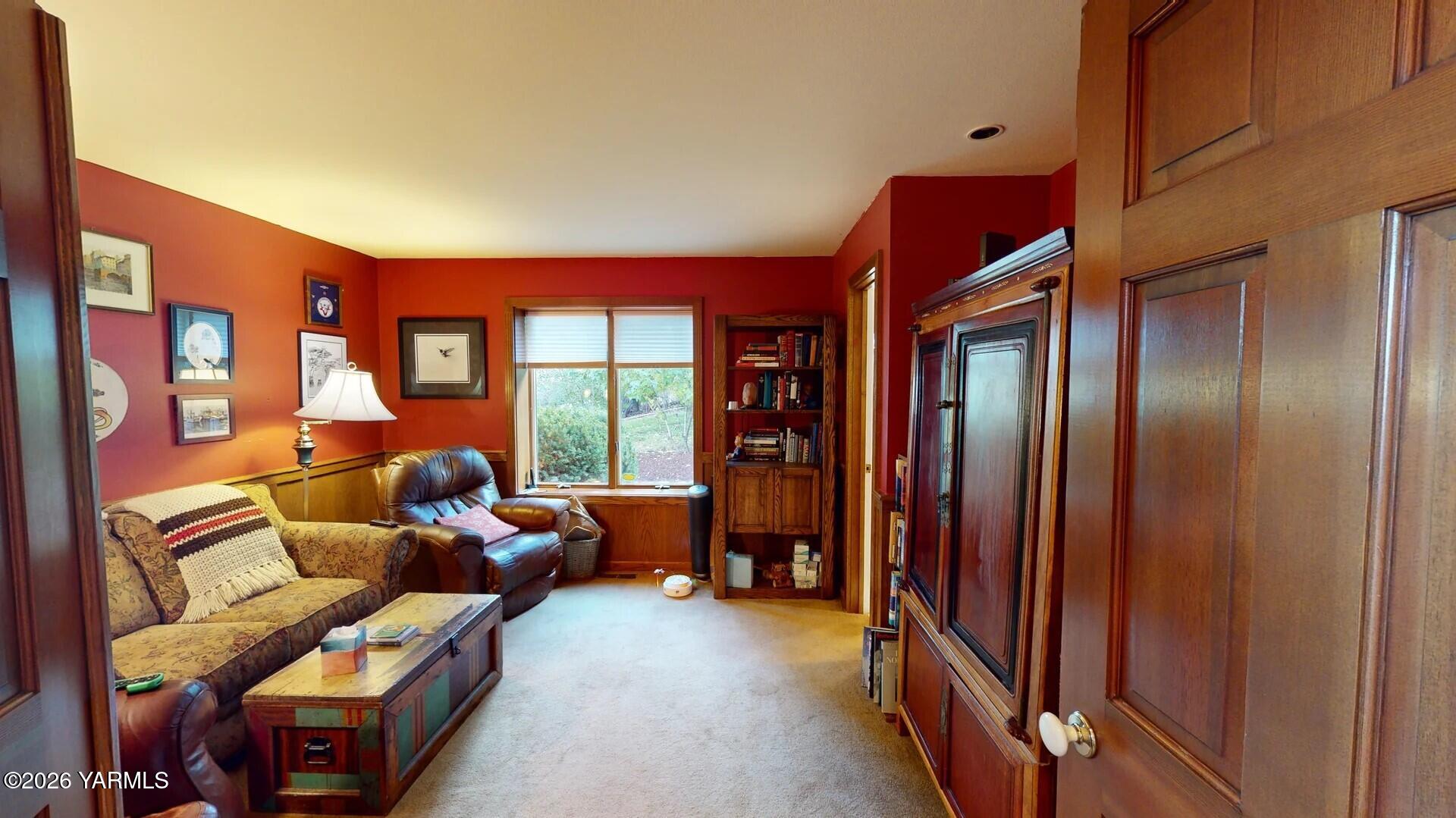 123 N Basalt Springs Way