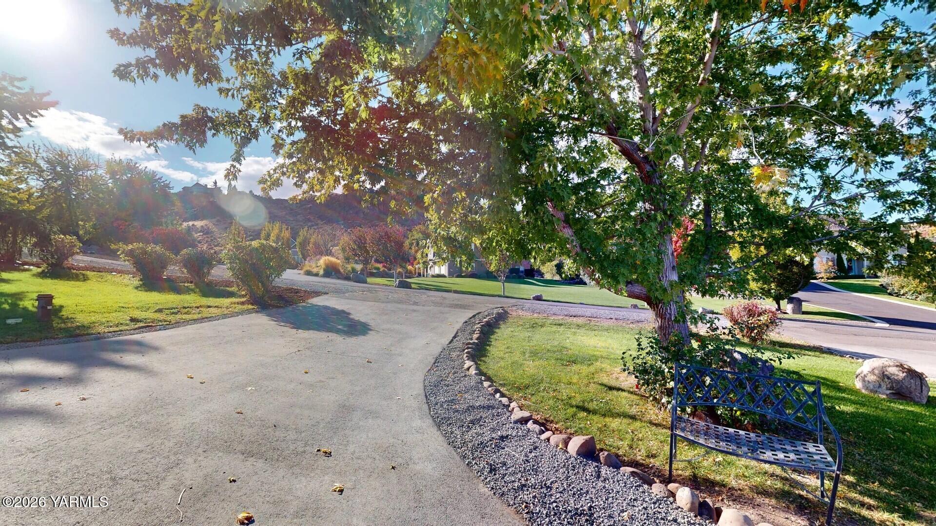 123 N Basalt Springs Way