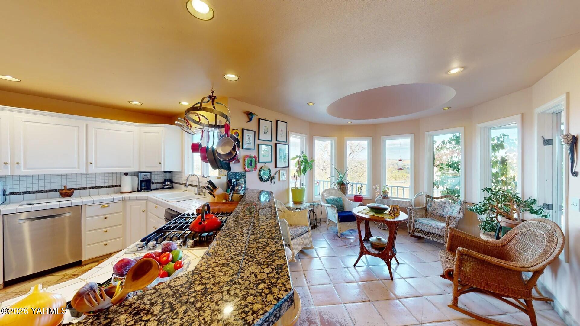 123 N Basalt Springs Way