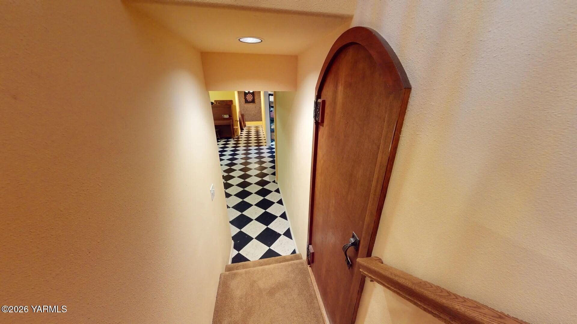 123 N Basalt Springs Way