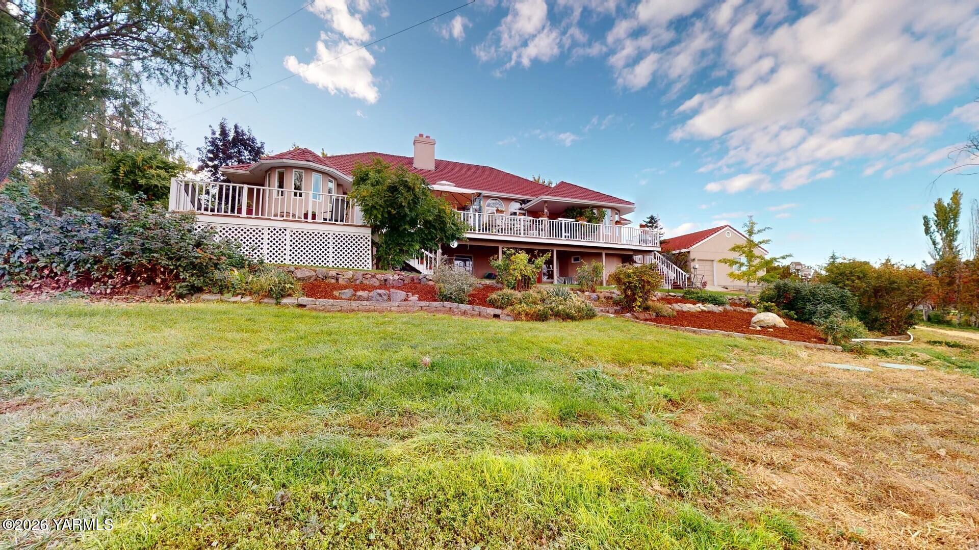 123 N Basalt Springs Way