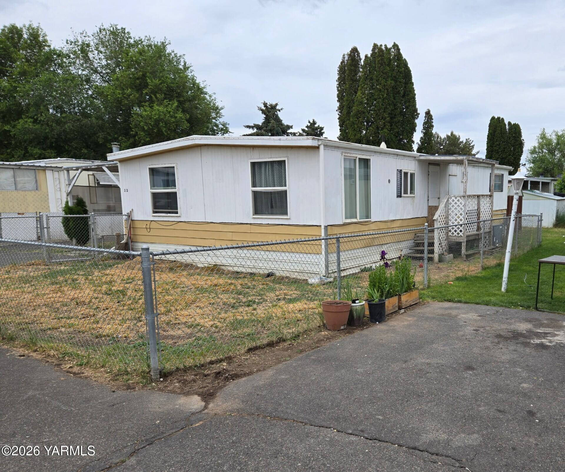 4803 Ahtanum Rd Unit: 33