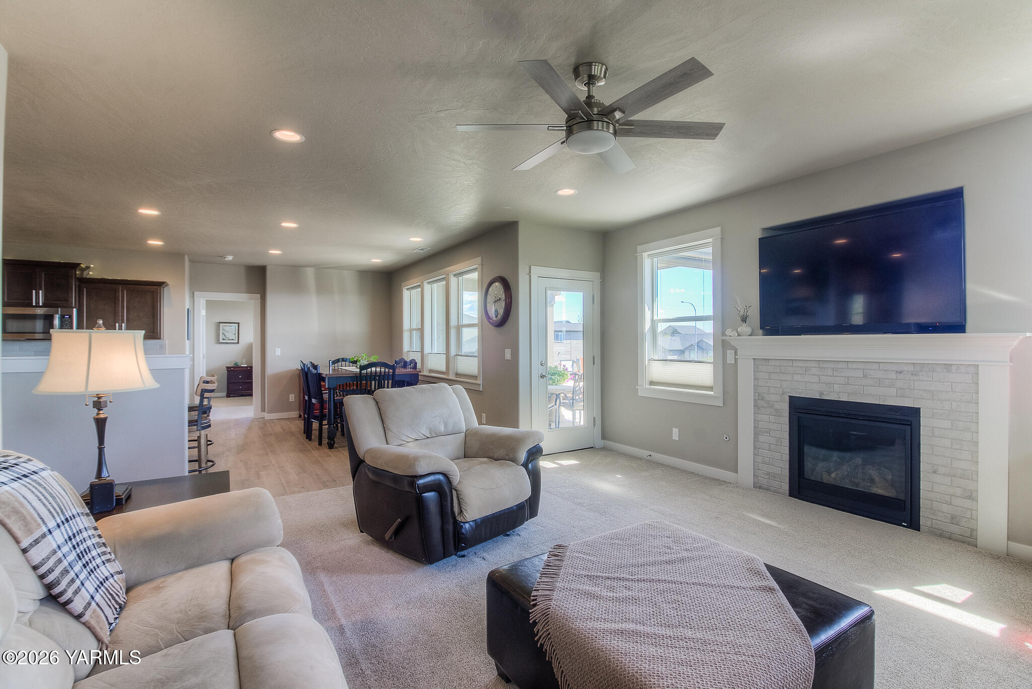 5400 Sage Way