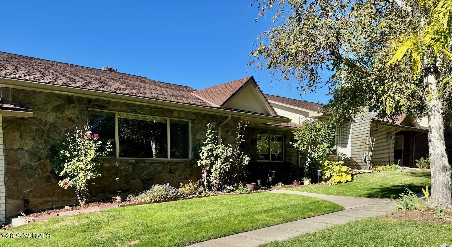 215 N 56th Ave Unit: 5