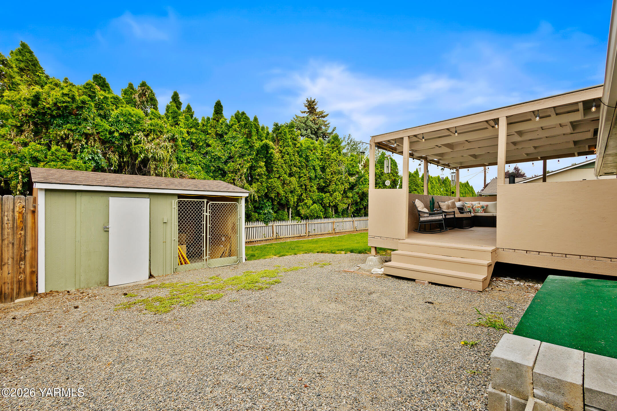 1416 S 33rd Ave