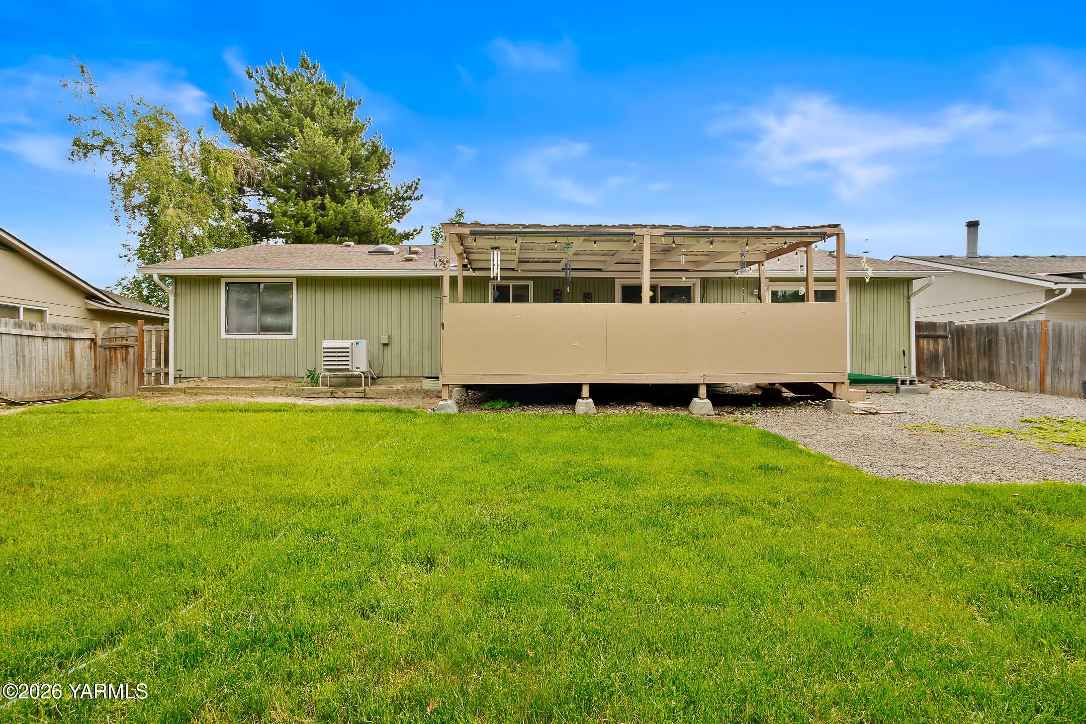 1416 S 33rd Ave