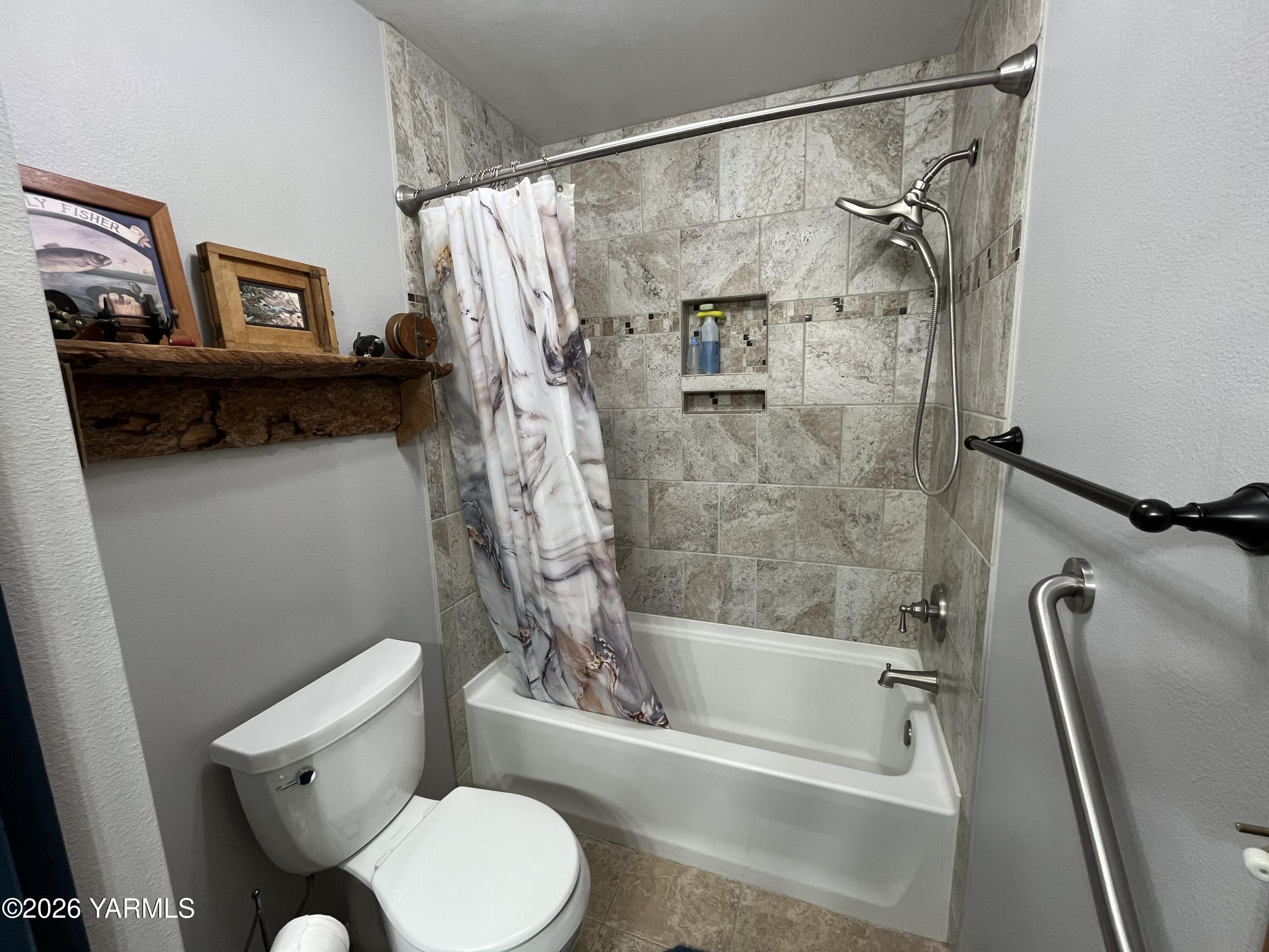 1603 W Orchard Ave