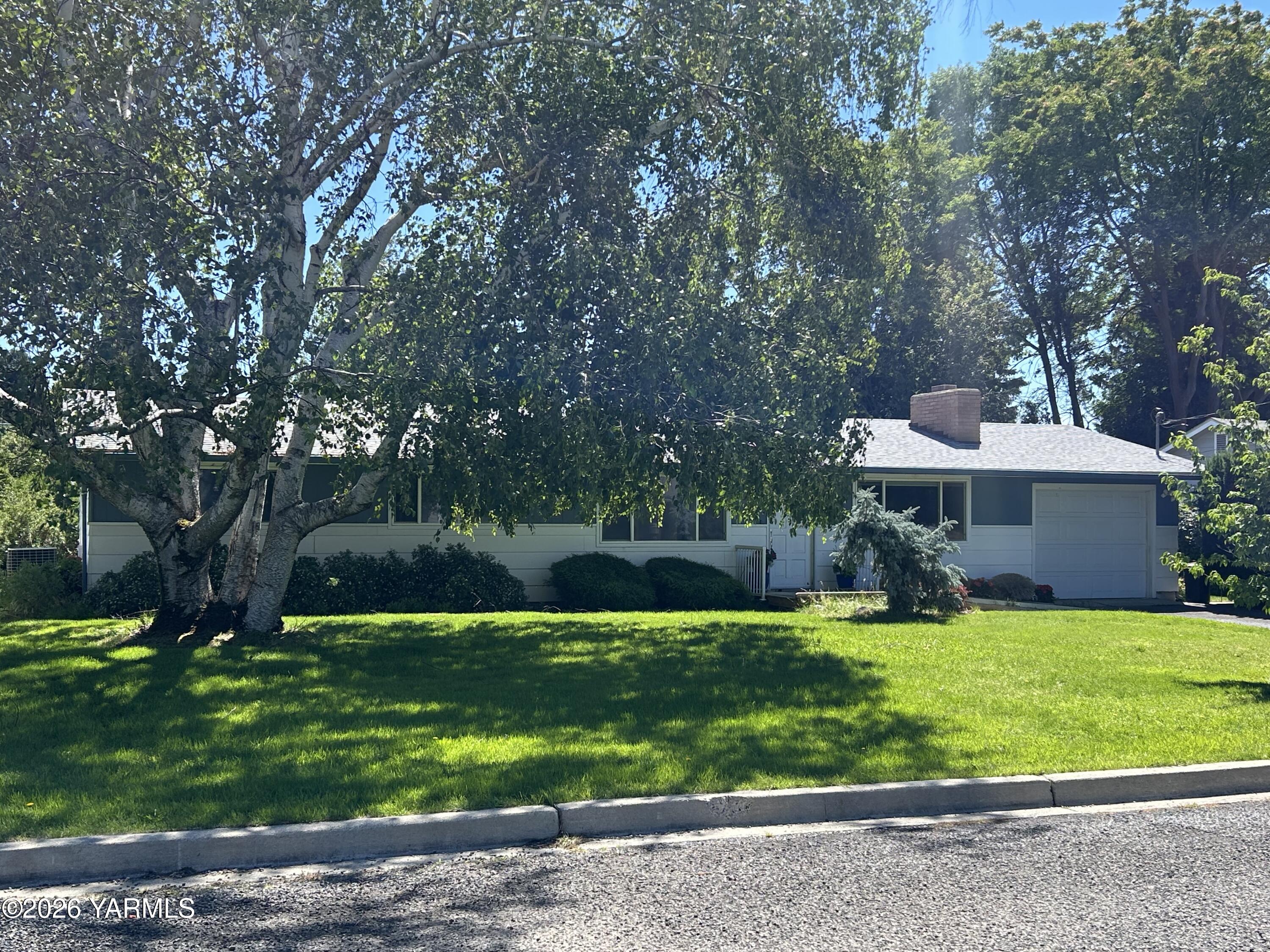39 Saint John Ave