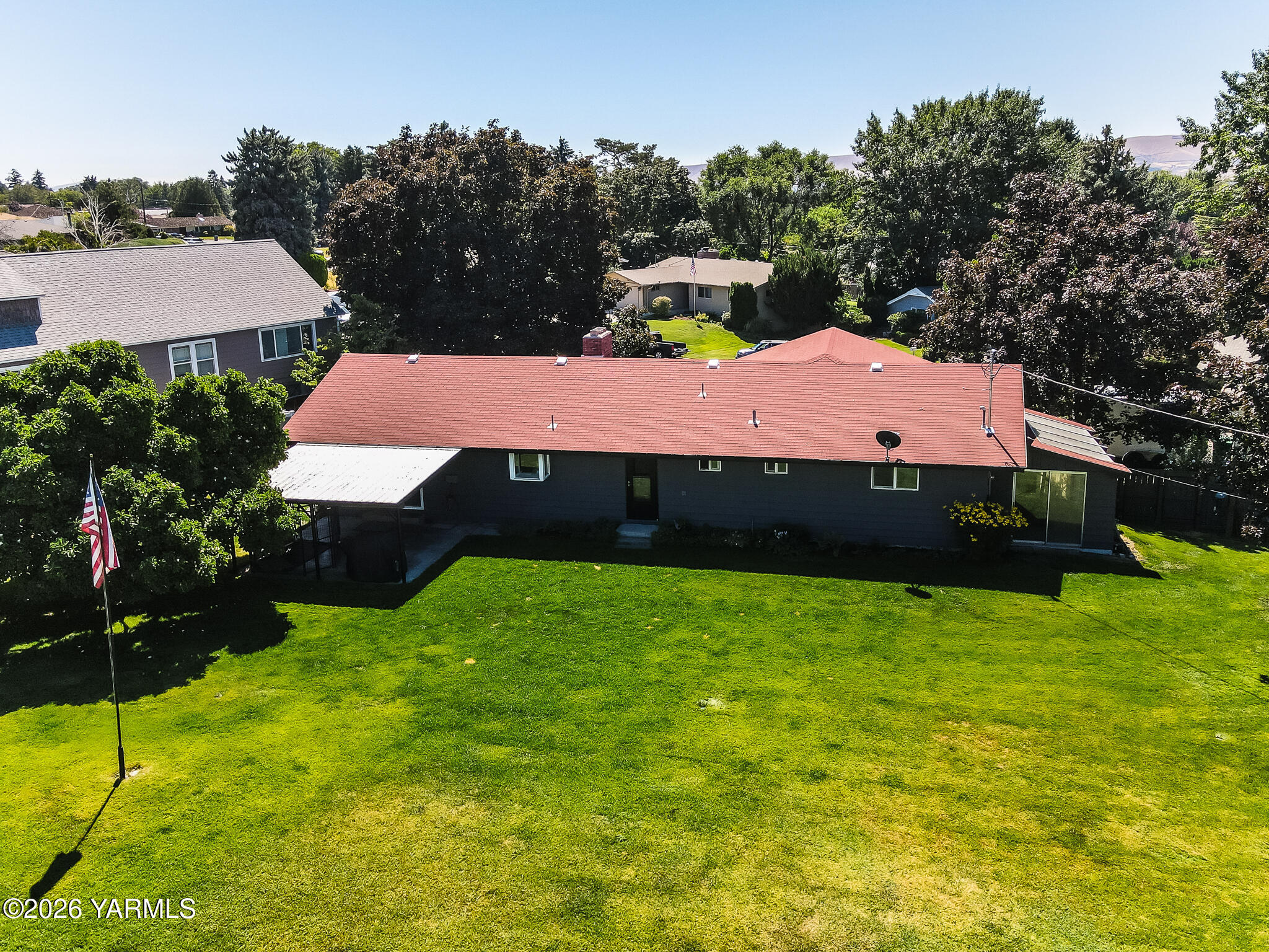 4307 Marylin Dr