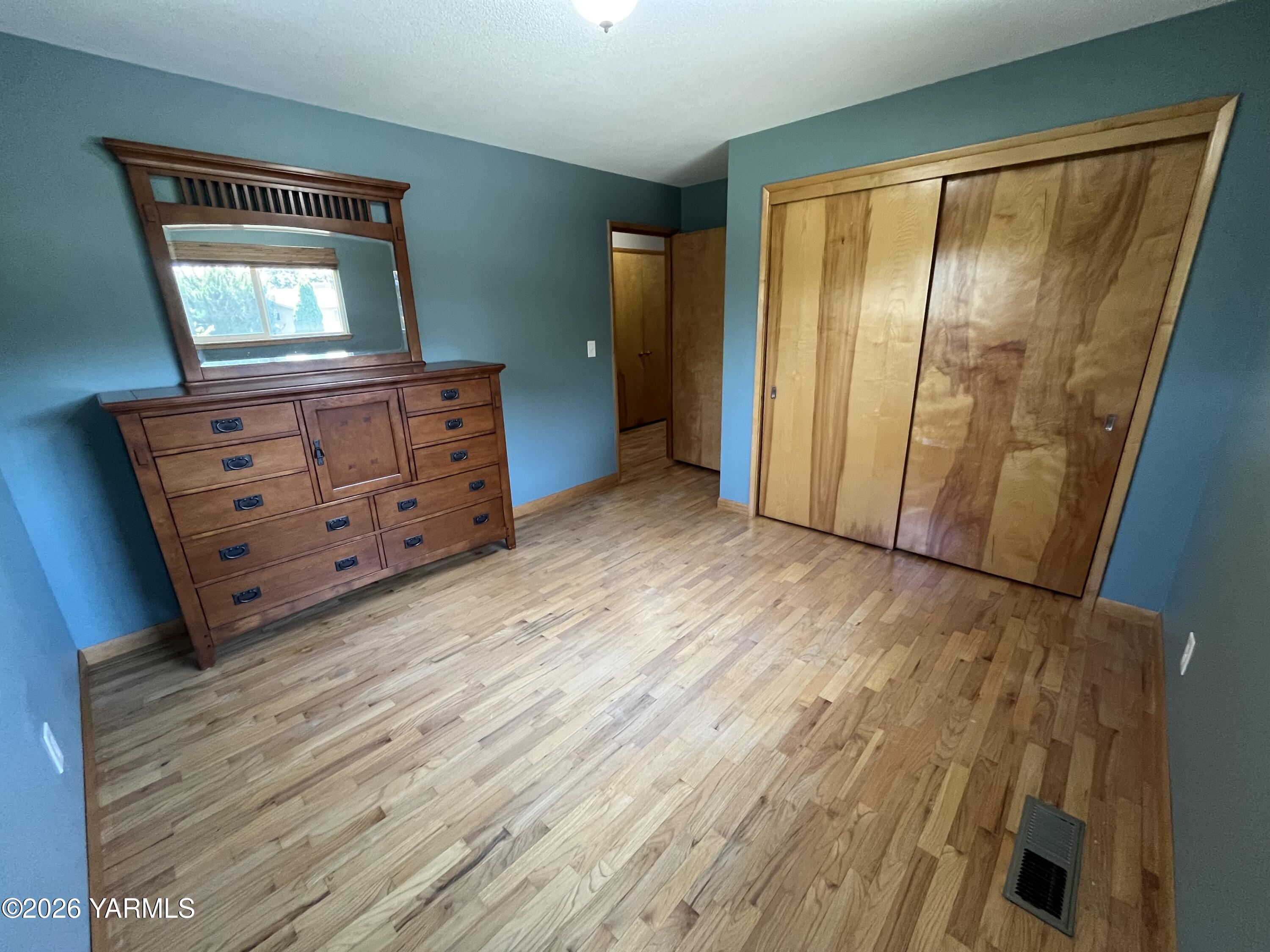 4307 Marylin Dr