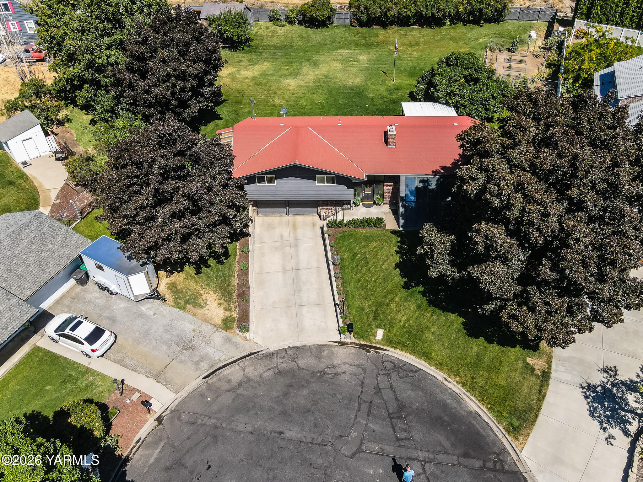 4307 Marylin Dr