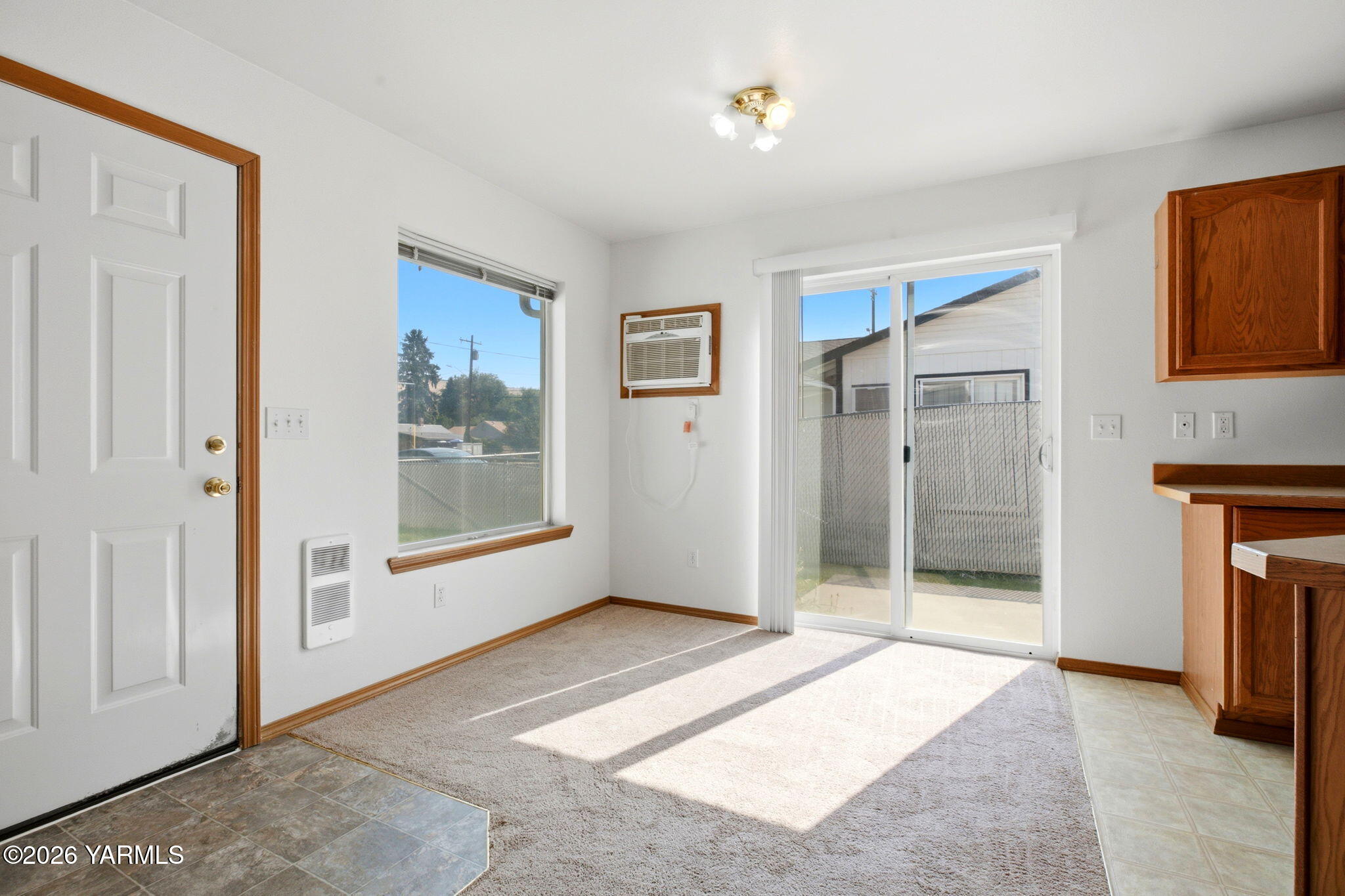 10216 Old Naches Hwy Unit: 10216-10236