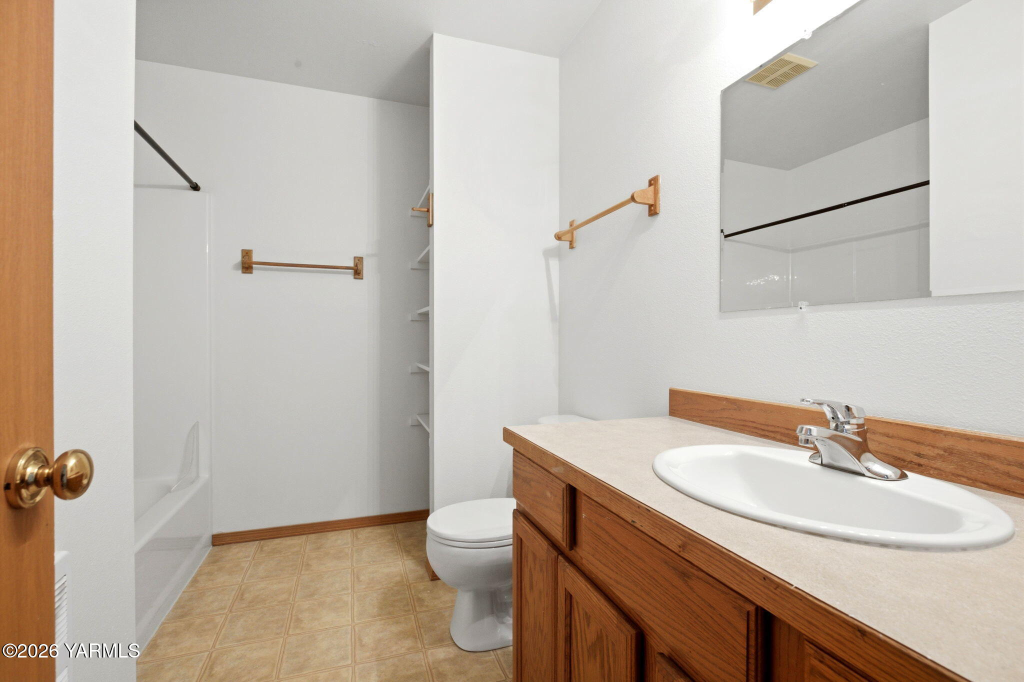 10216 Old Naches Hwy Unit: 10216-10236