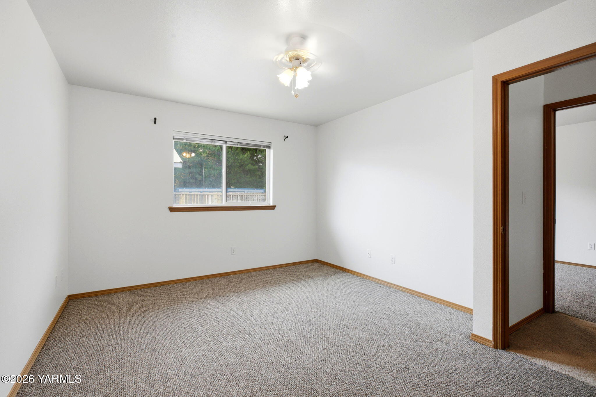 10216 Old Naches Hwy Unit: 10216-10236