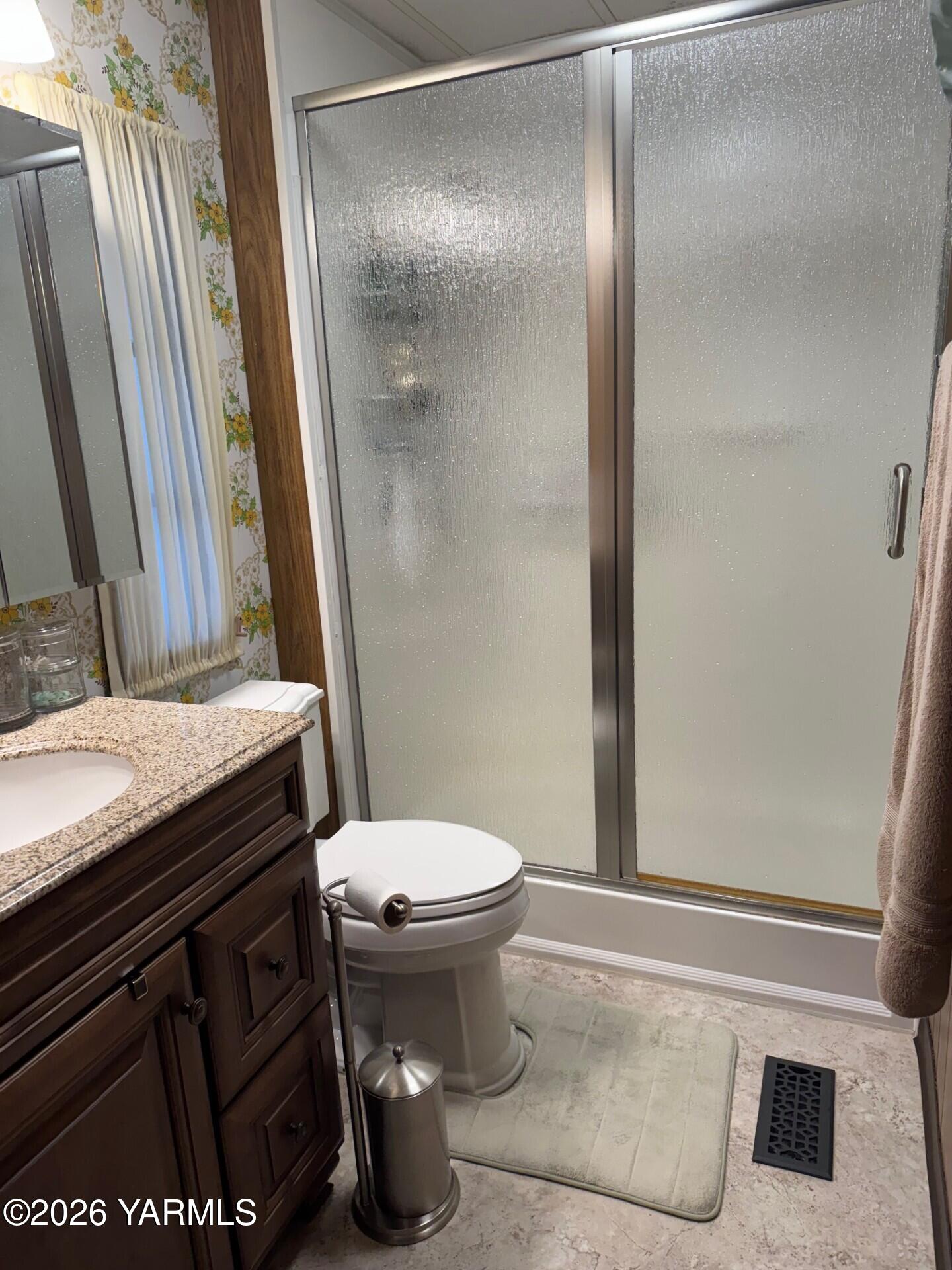 18 W Washington Ave Unit: 19