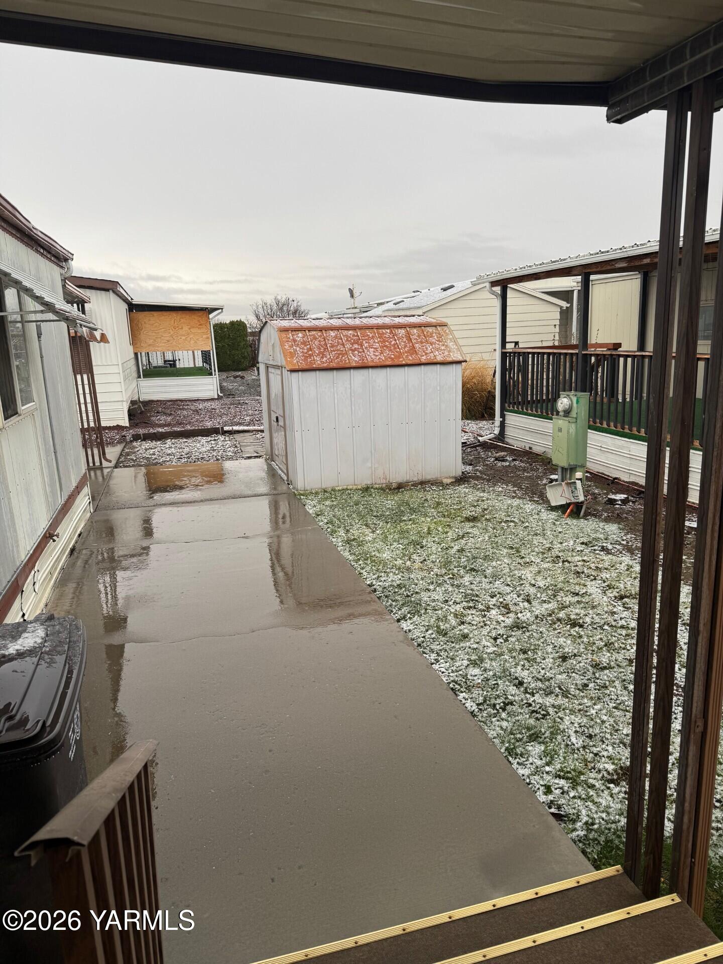 18 W Washington Ave Unit: 19