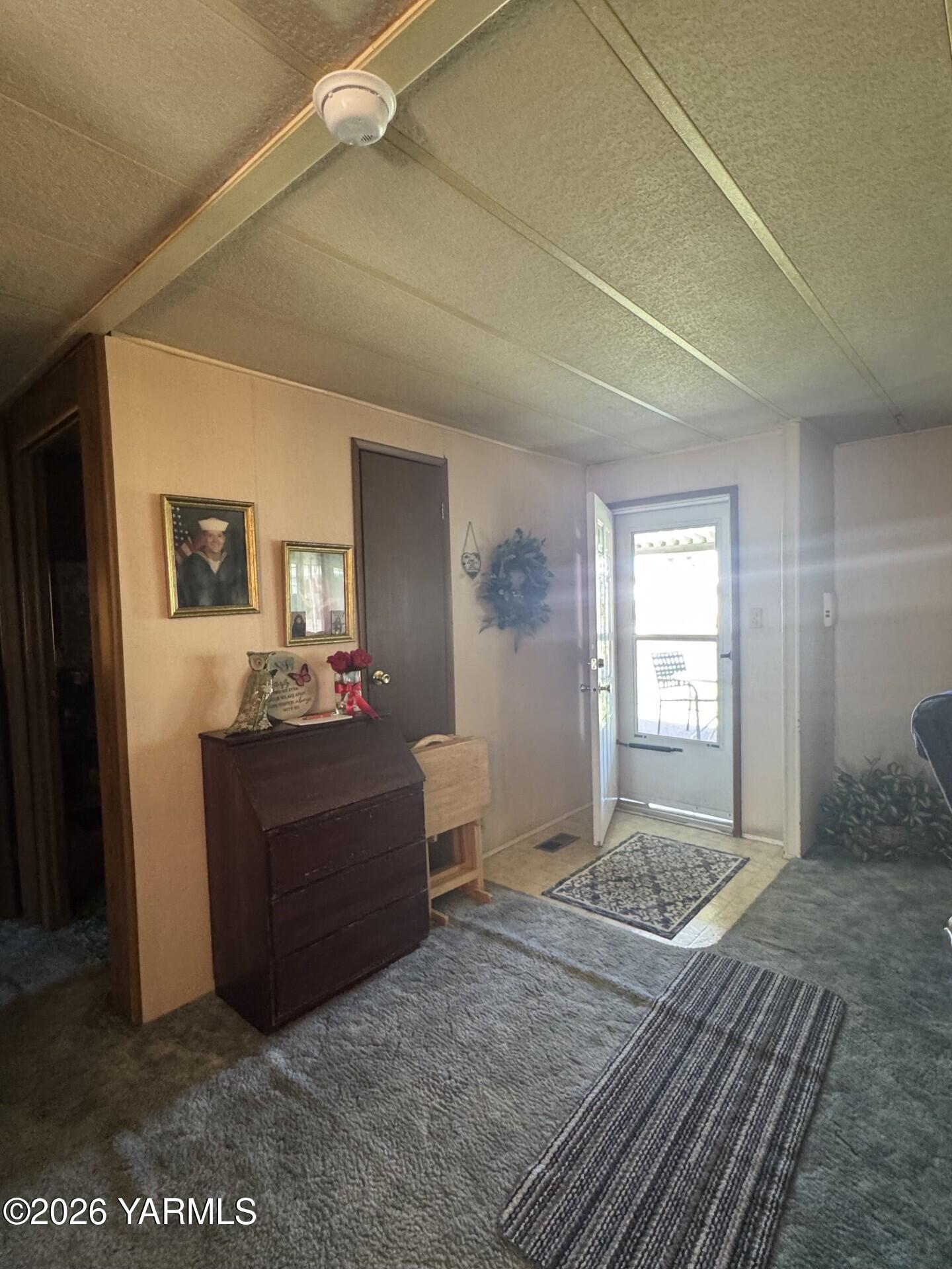 55 W Washington Ave Unit: 7