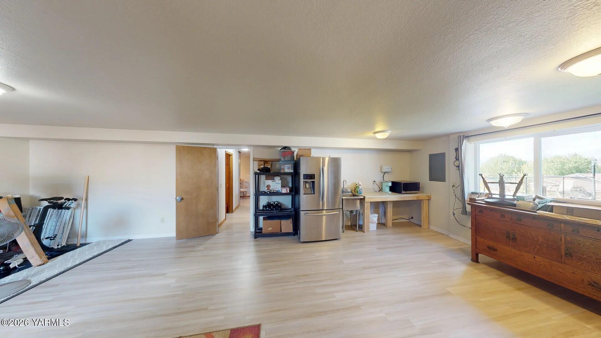 118 N 79th Ave