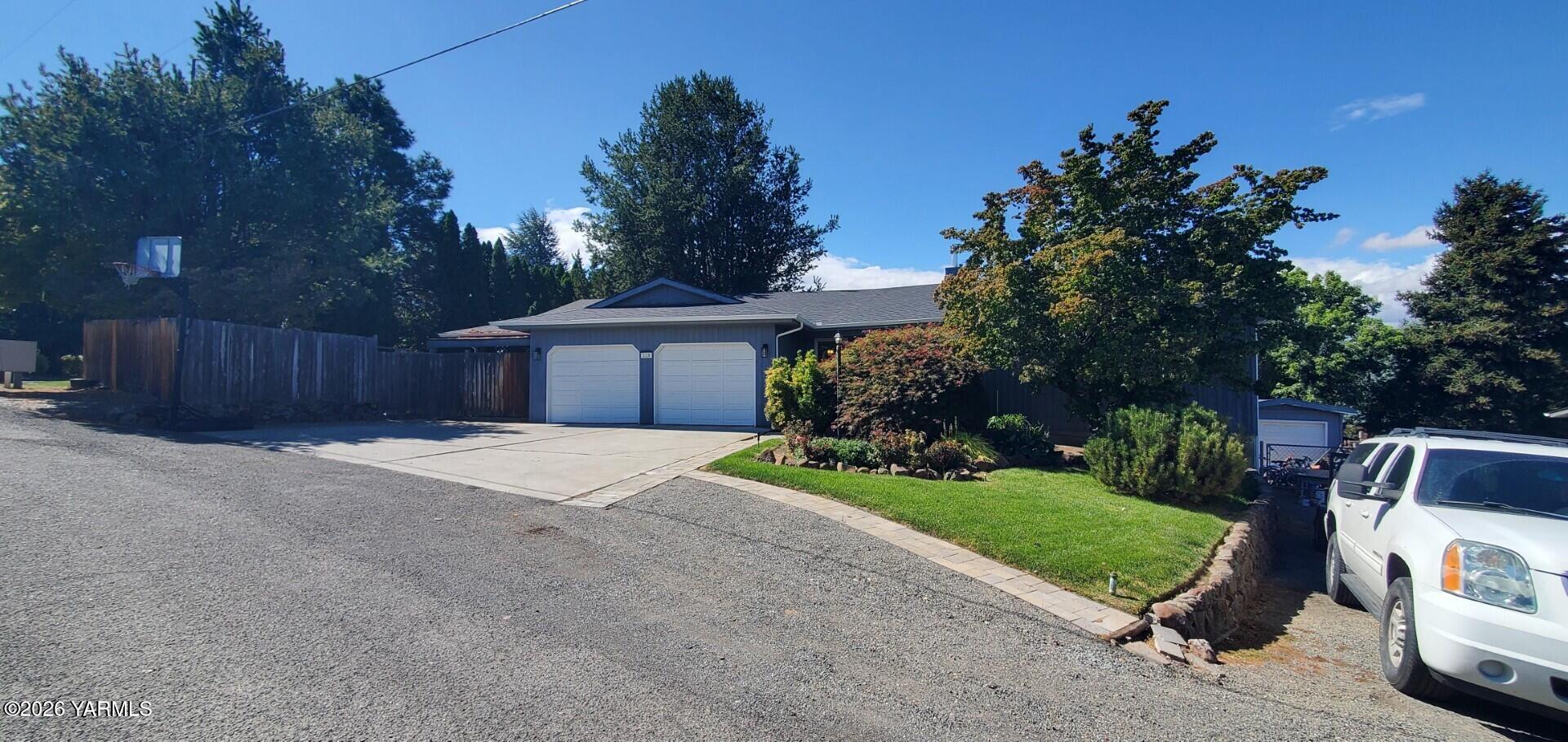 118 N 79th Ave