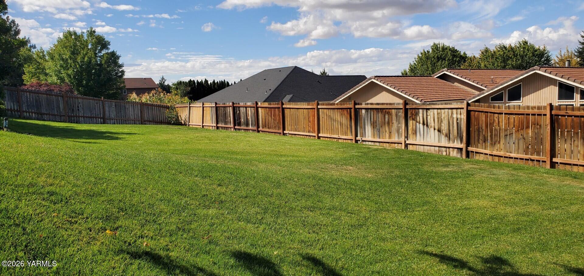 118 N 79th Ave