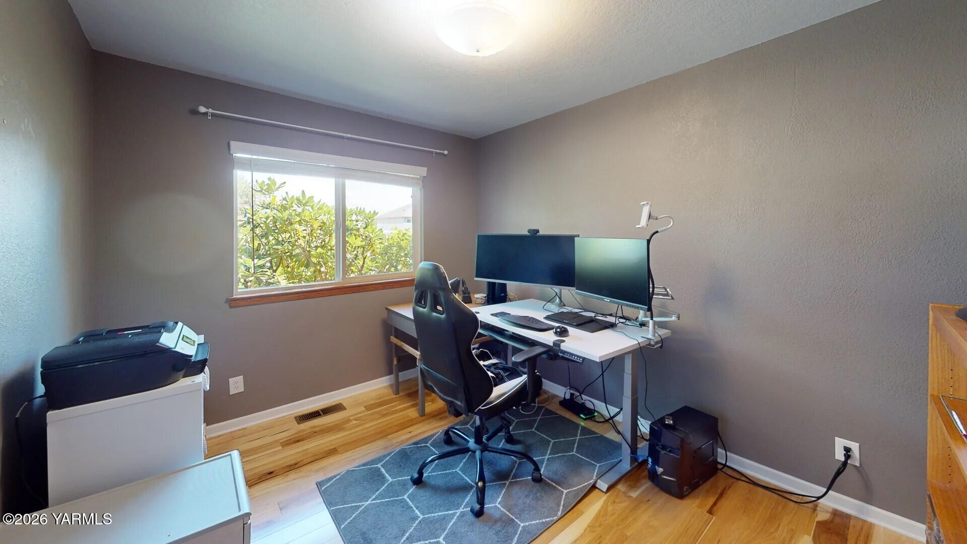 118 N 79th Ave
