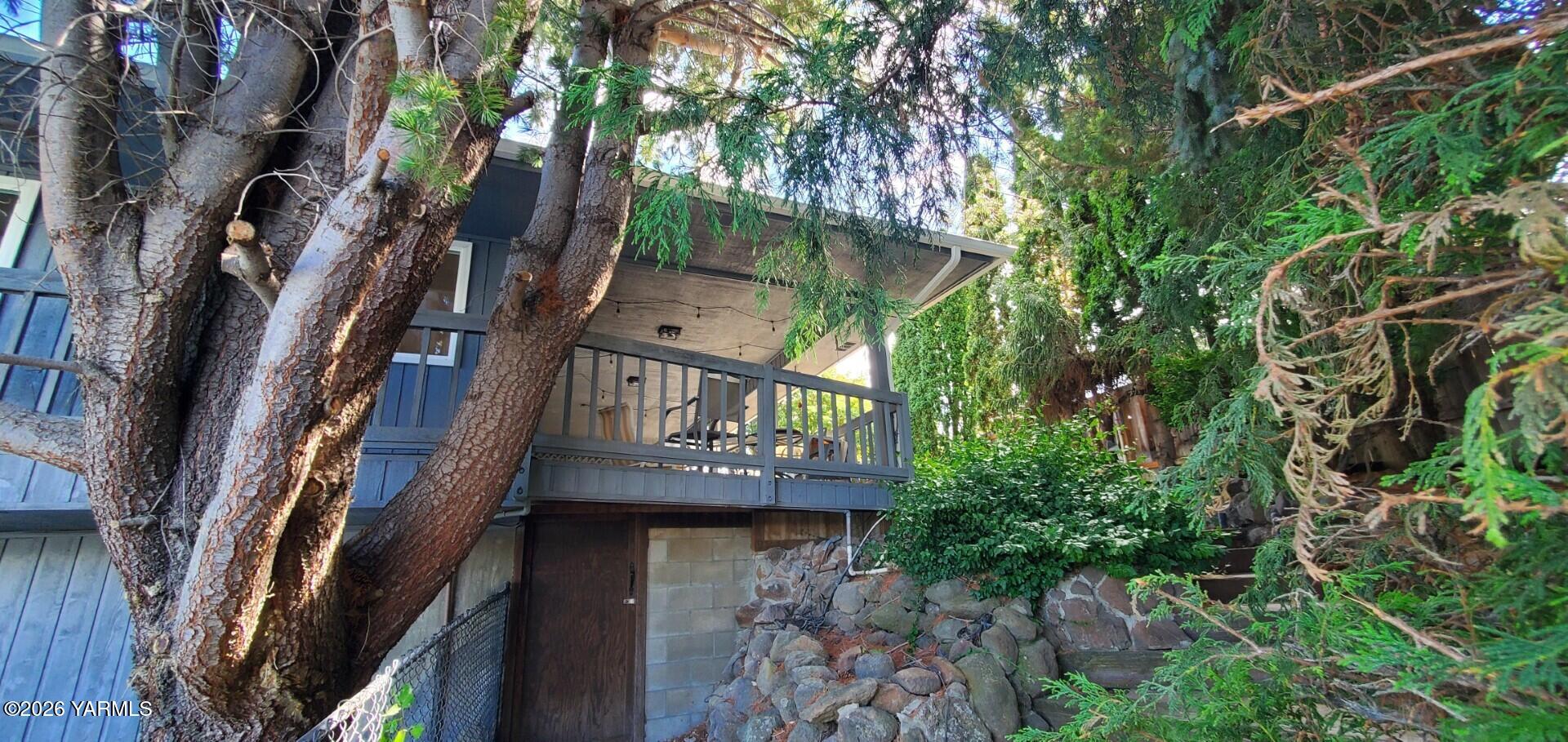 118 N 79th Ave