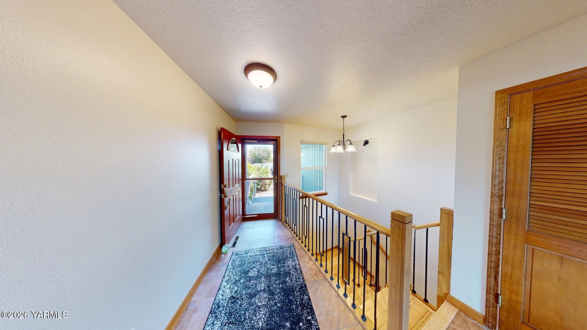 118 N 79th Ave