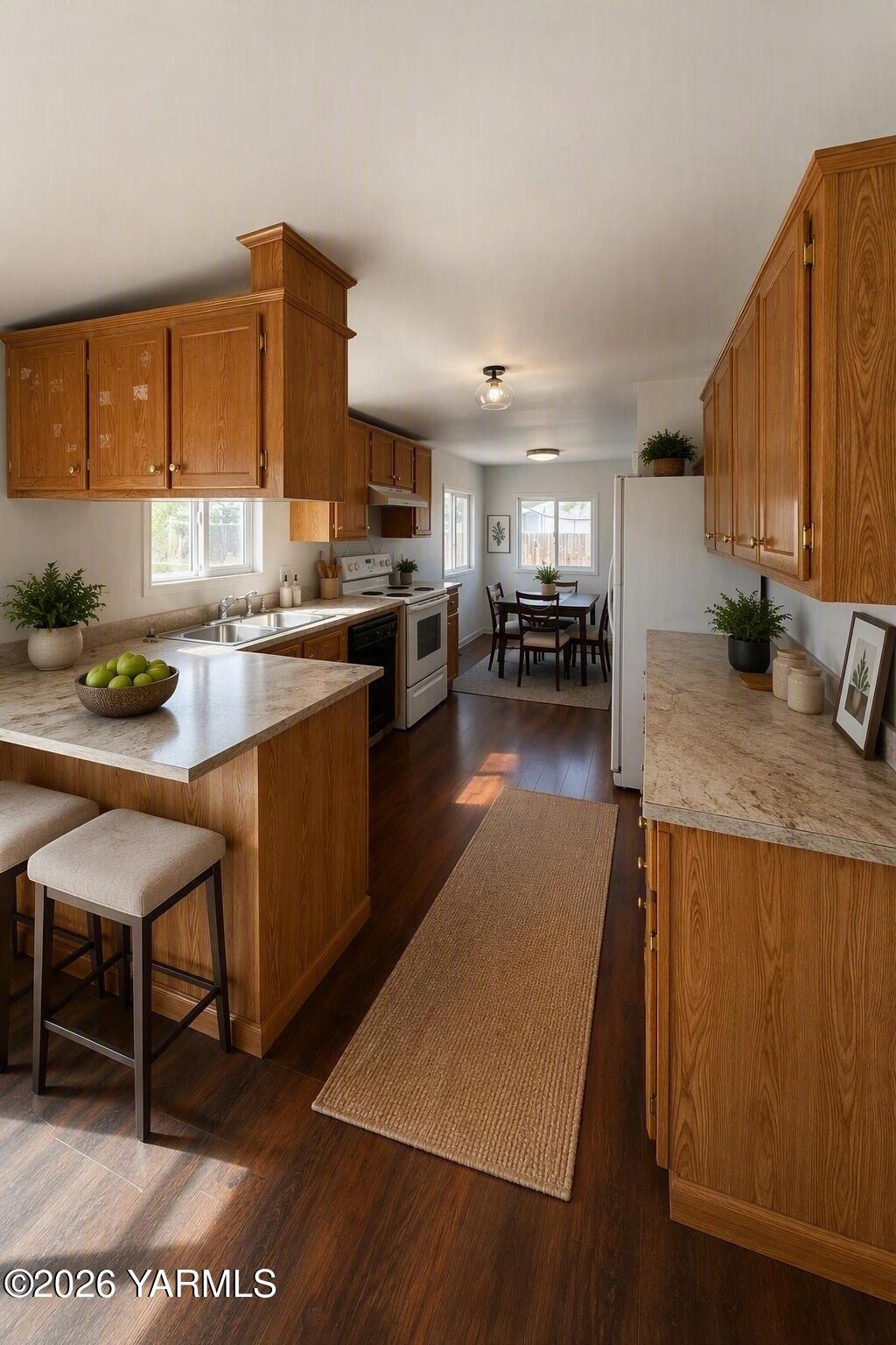 6104 Crestfields Rd
