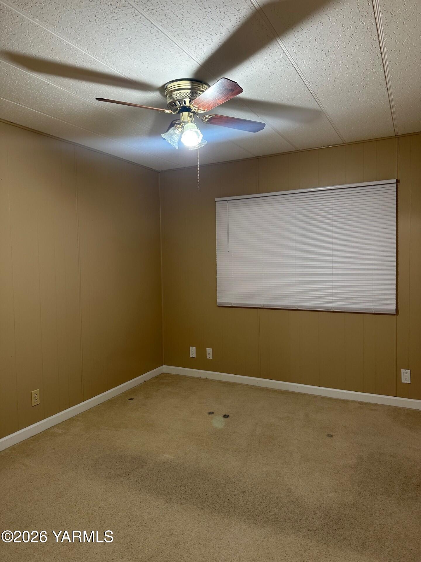 2205 Butterfield Rd Unit: 11