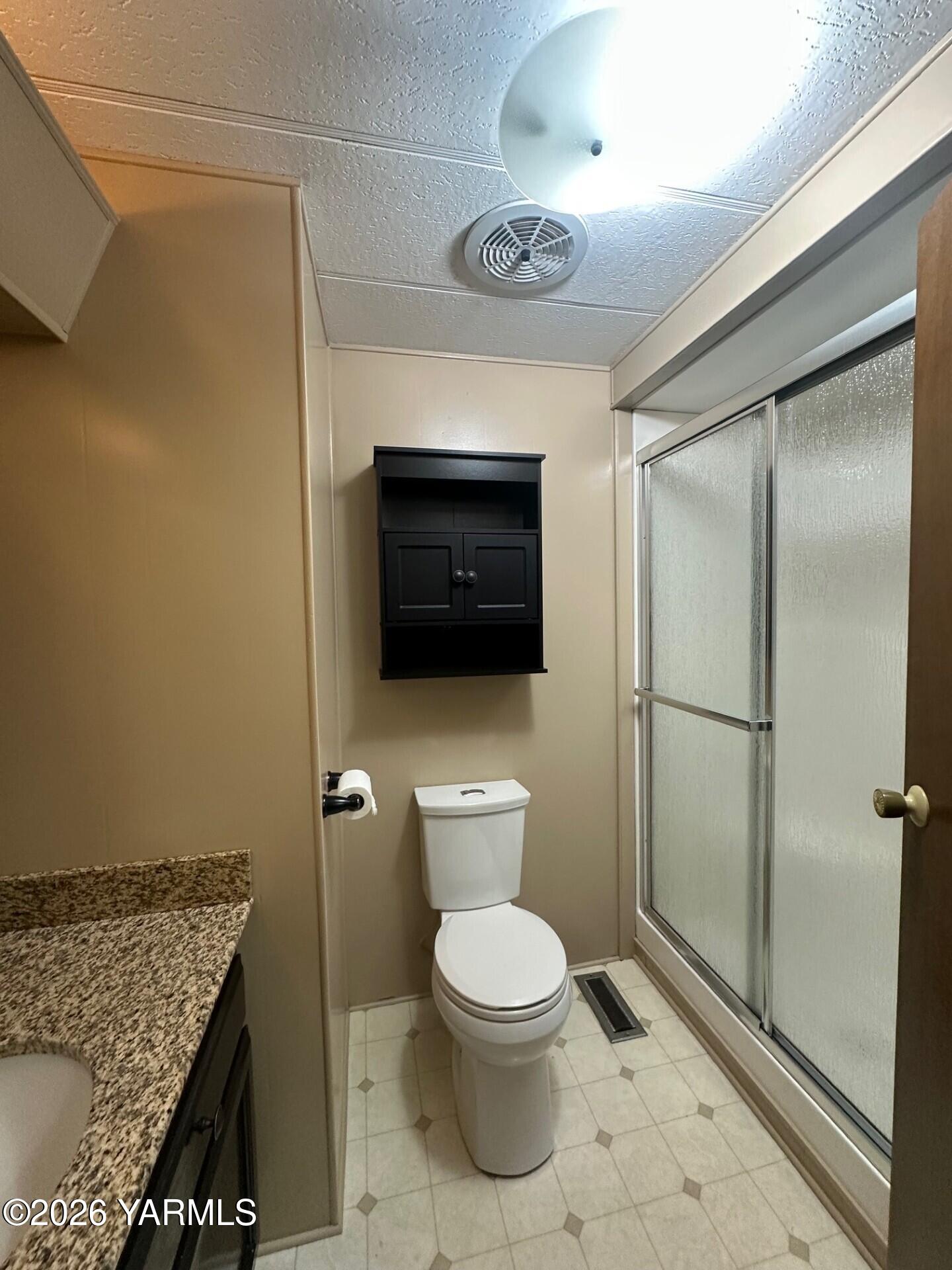 2205 Butterfield Rd Unit: 11