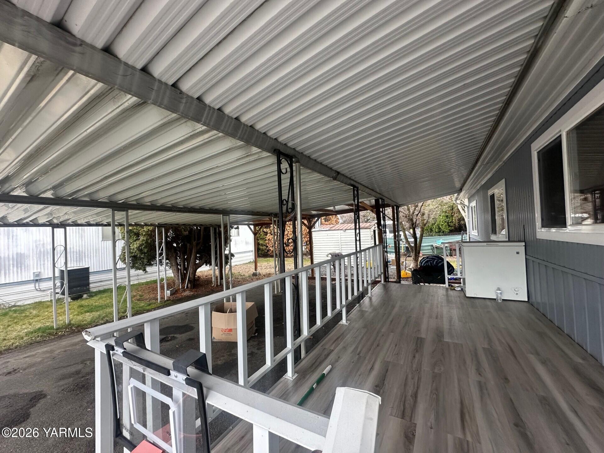 2205 Butterfield Rd Unit: 11