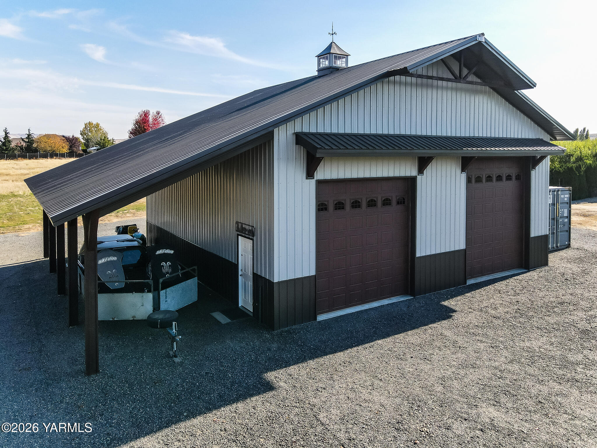 401 Mapleway Rd