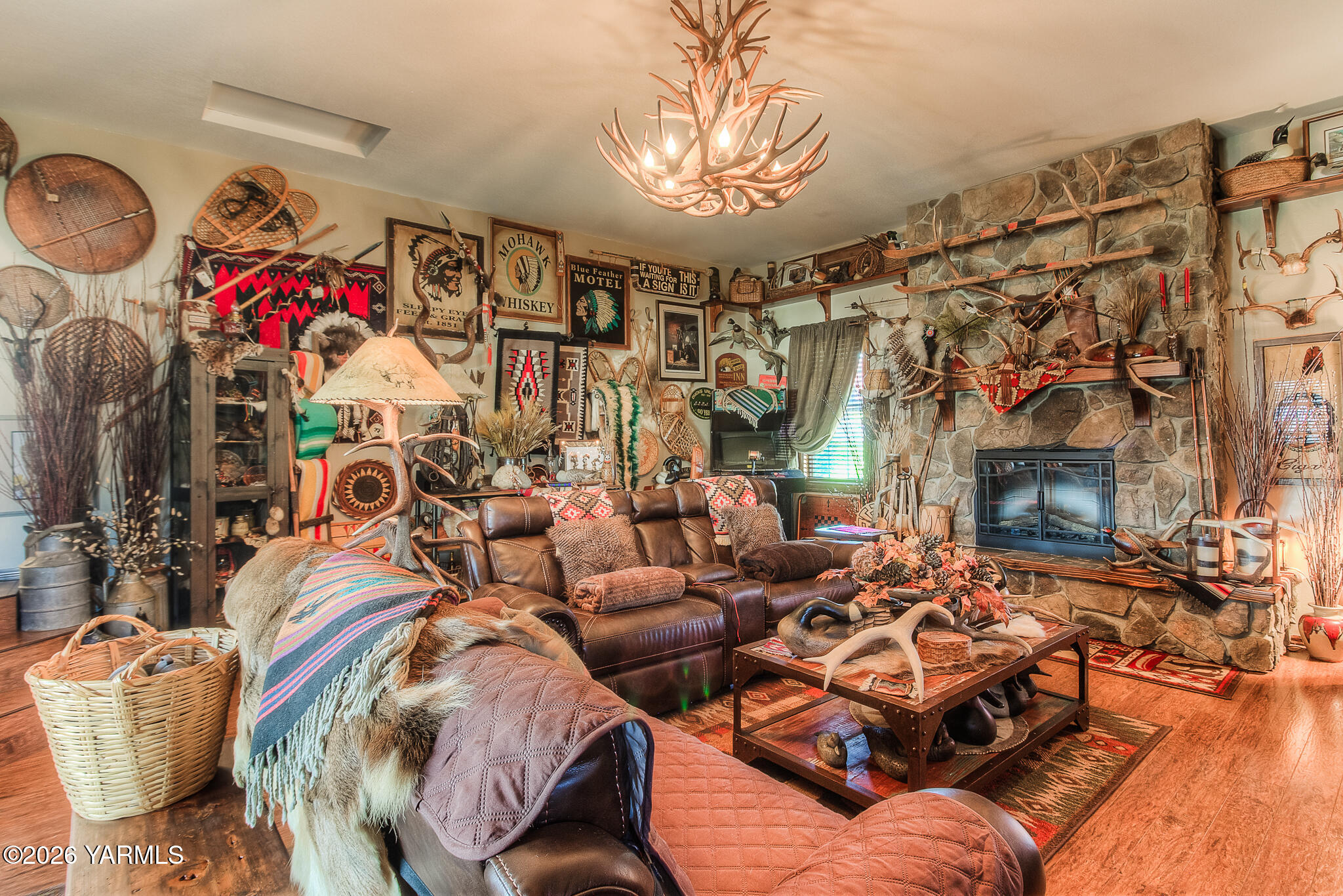 401 Mapleway Rd