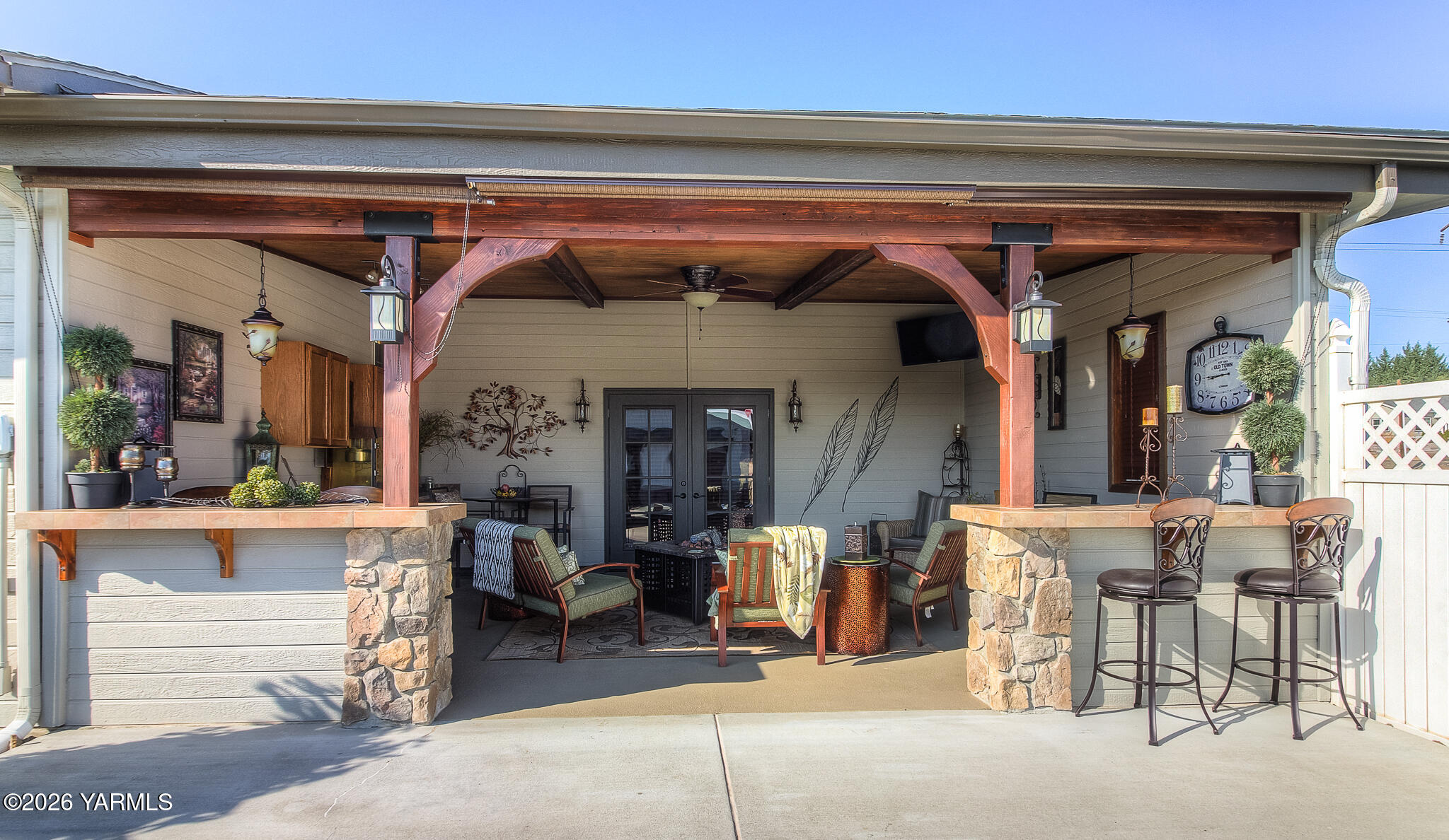 401 Mapleway Rd