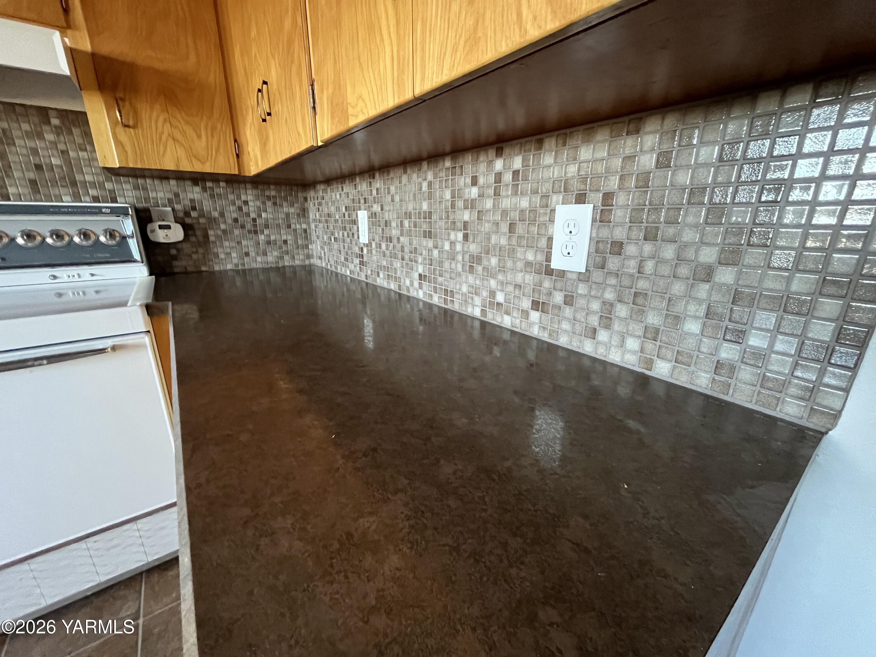 330 Parish Rd