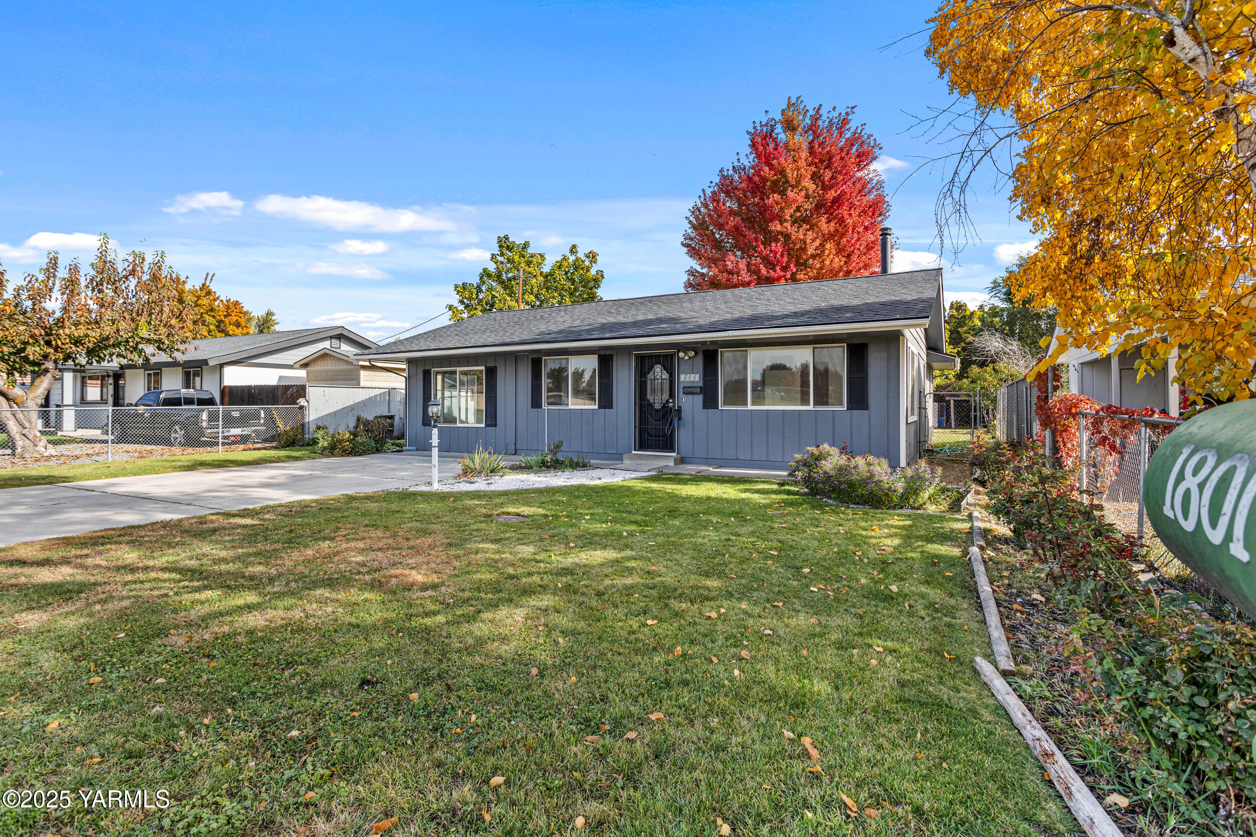1801 Pleasant Ave