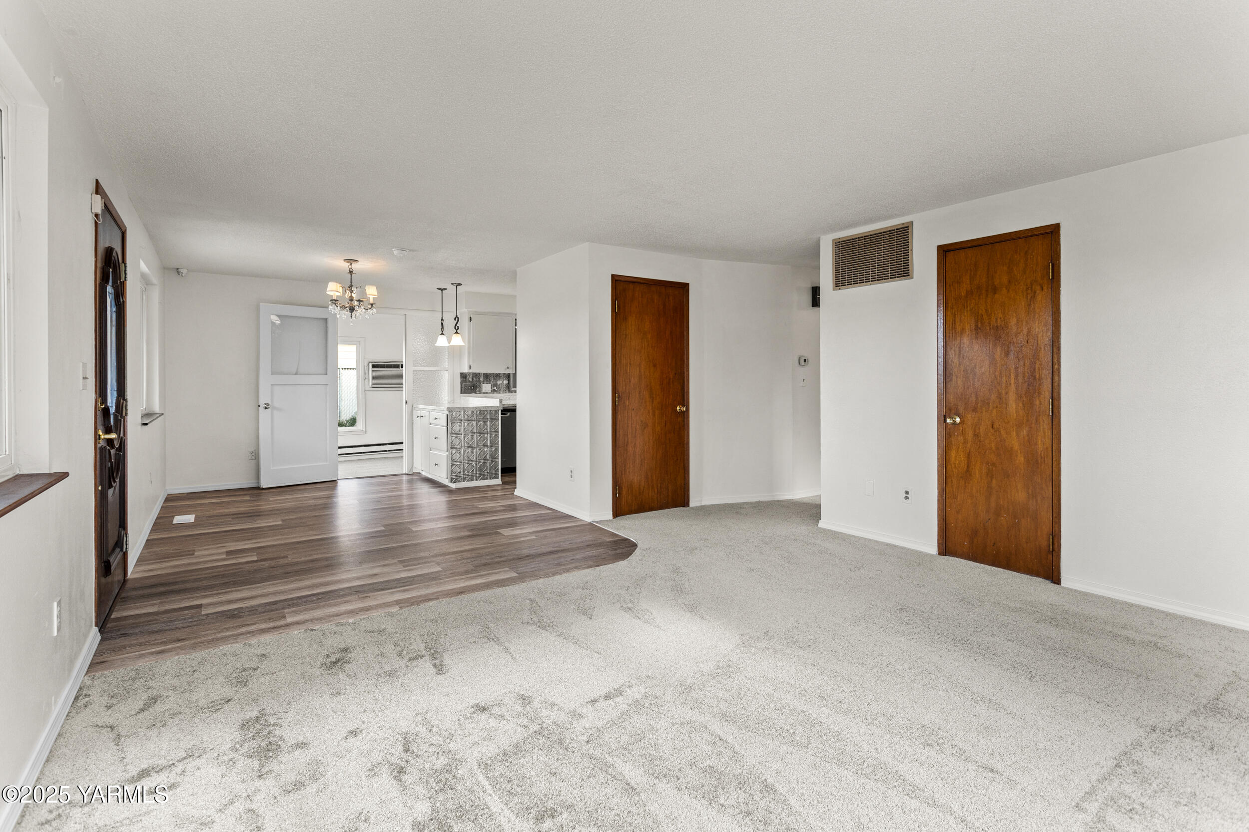 1801 Pleasant Ave