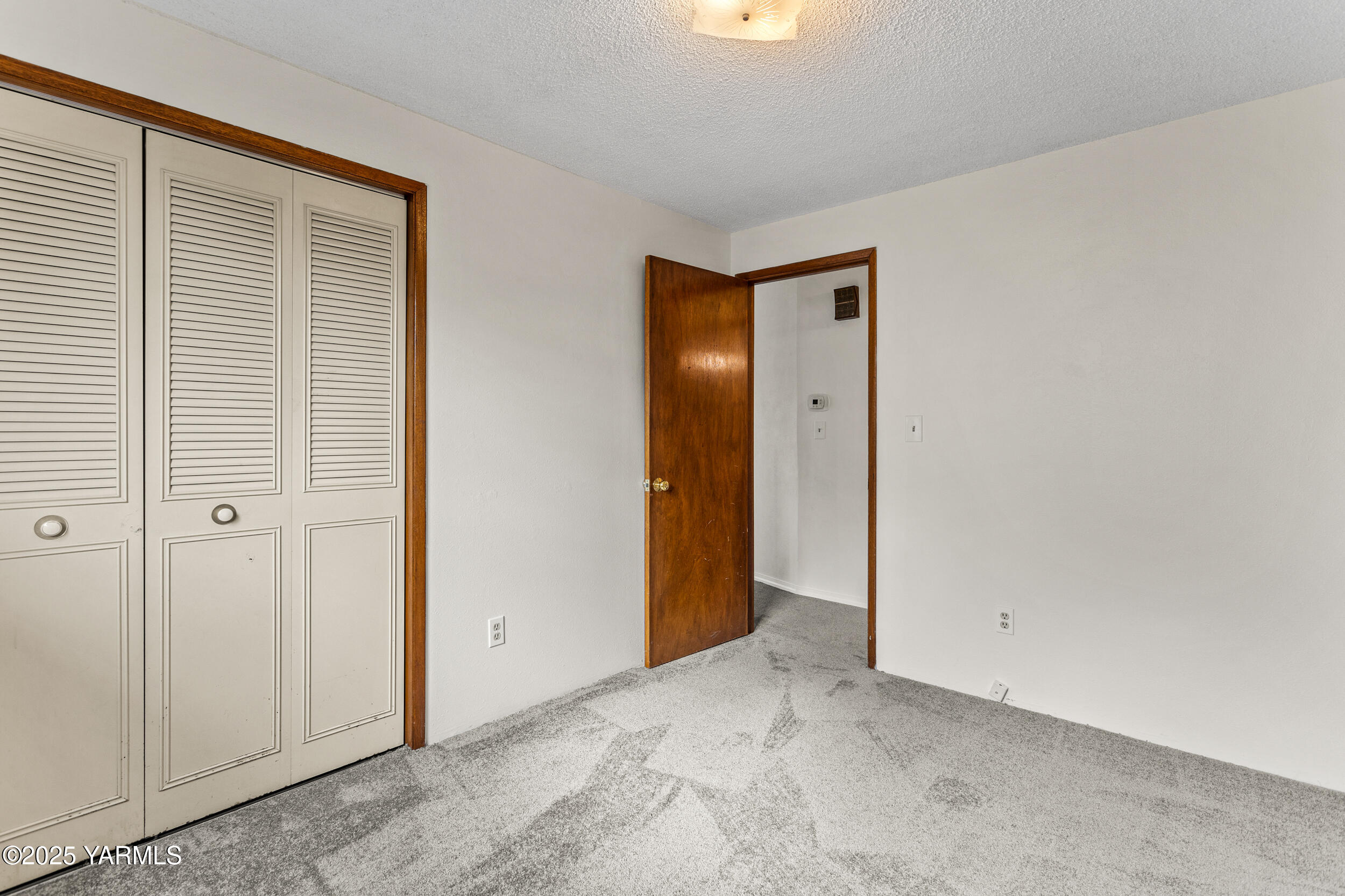 1801 Pleasant Ave
