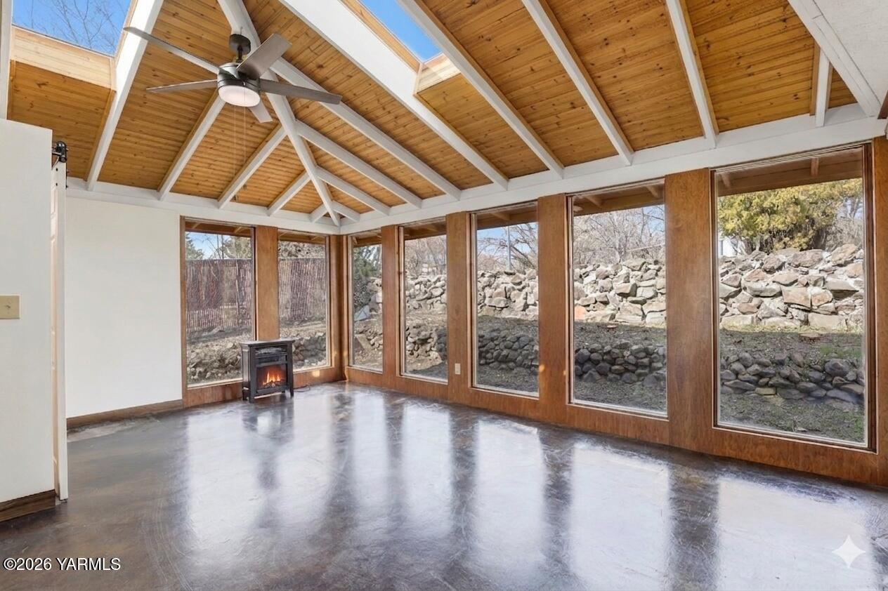 3012 Butterfield Rd