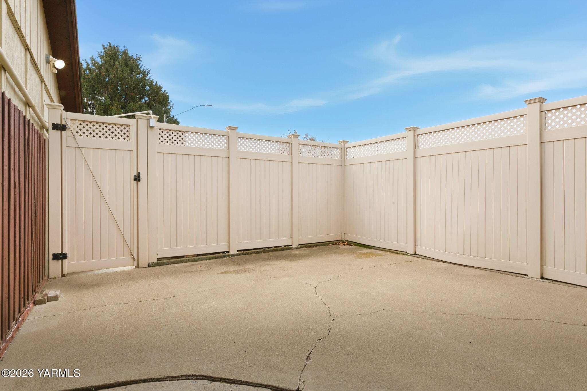 5901 Barge St Unit: 43