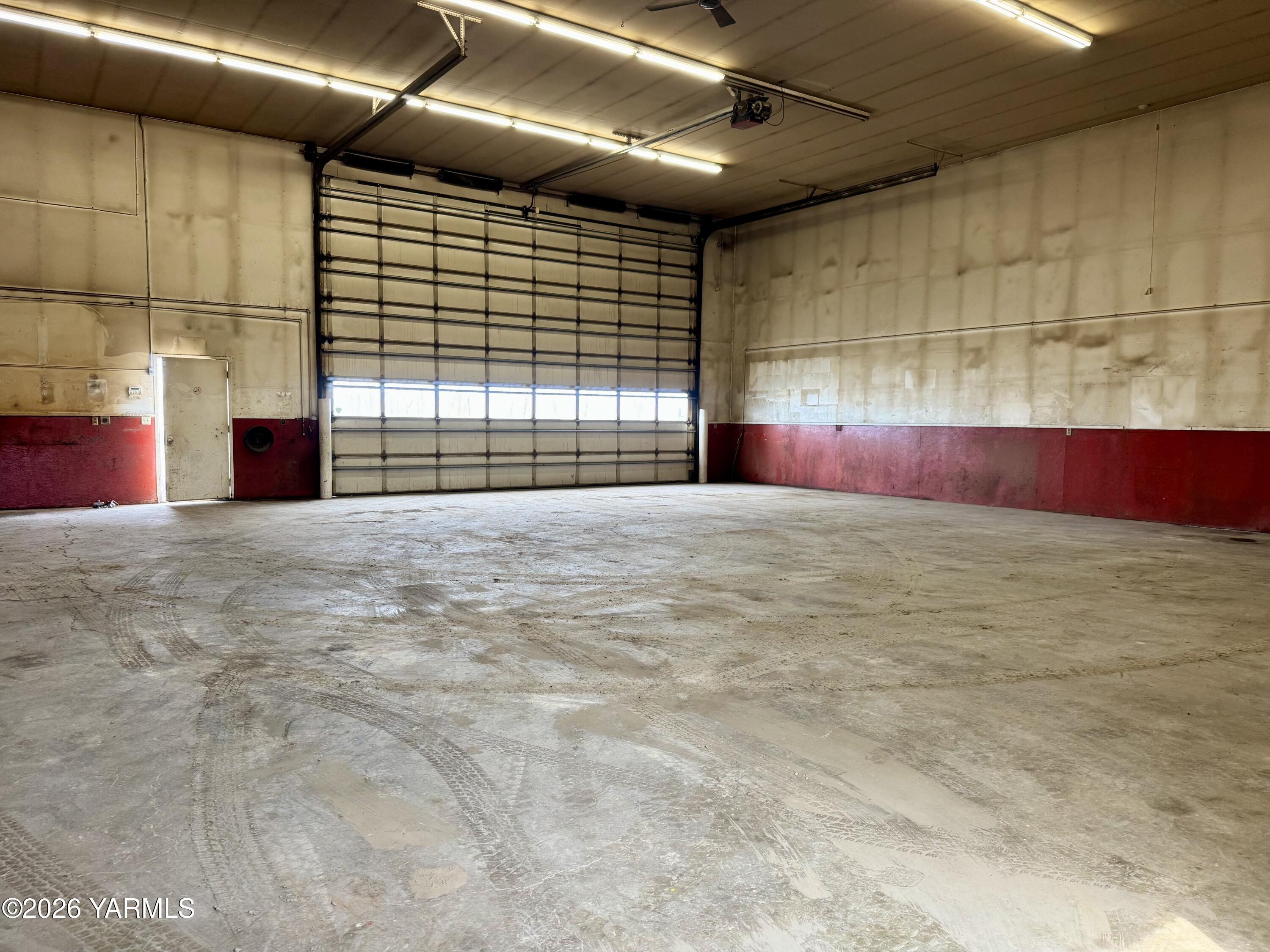 7801 Campbell Rd Unit: 1