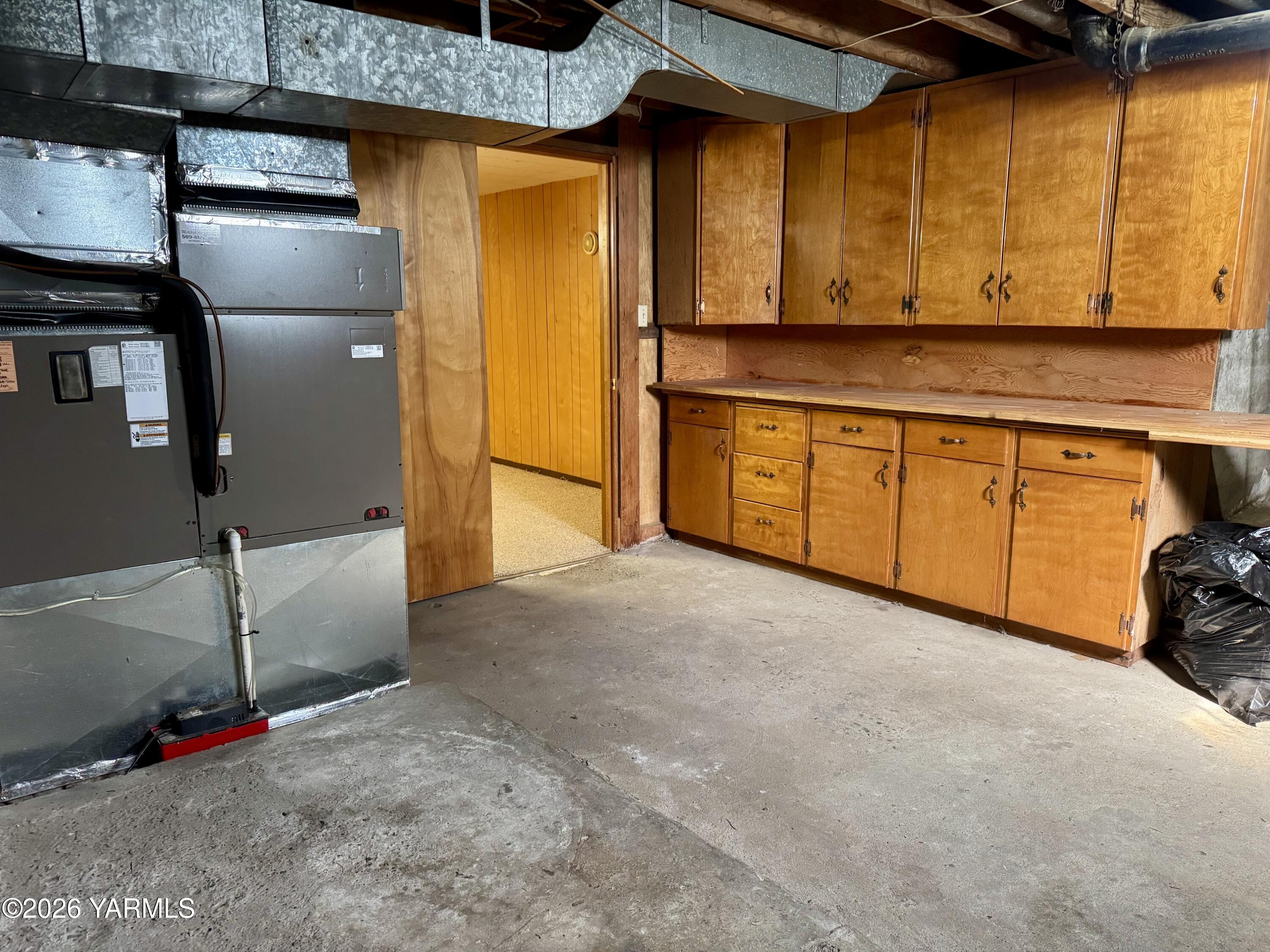 7801 Campbell Rd Unit: 1