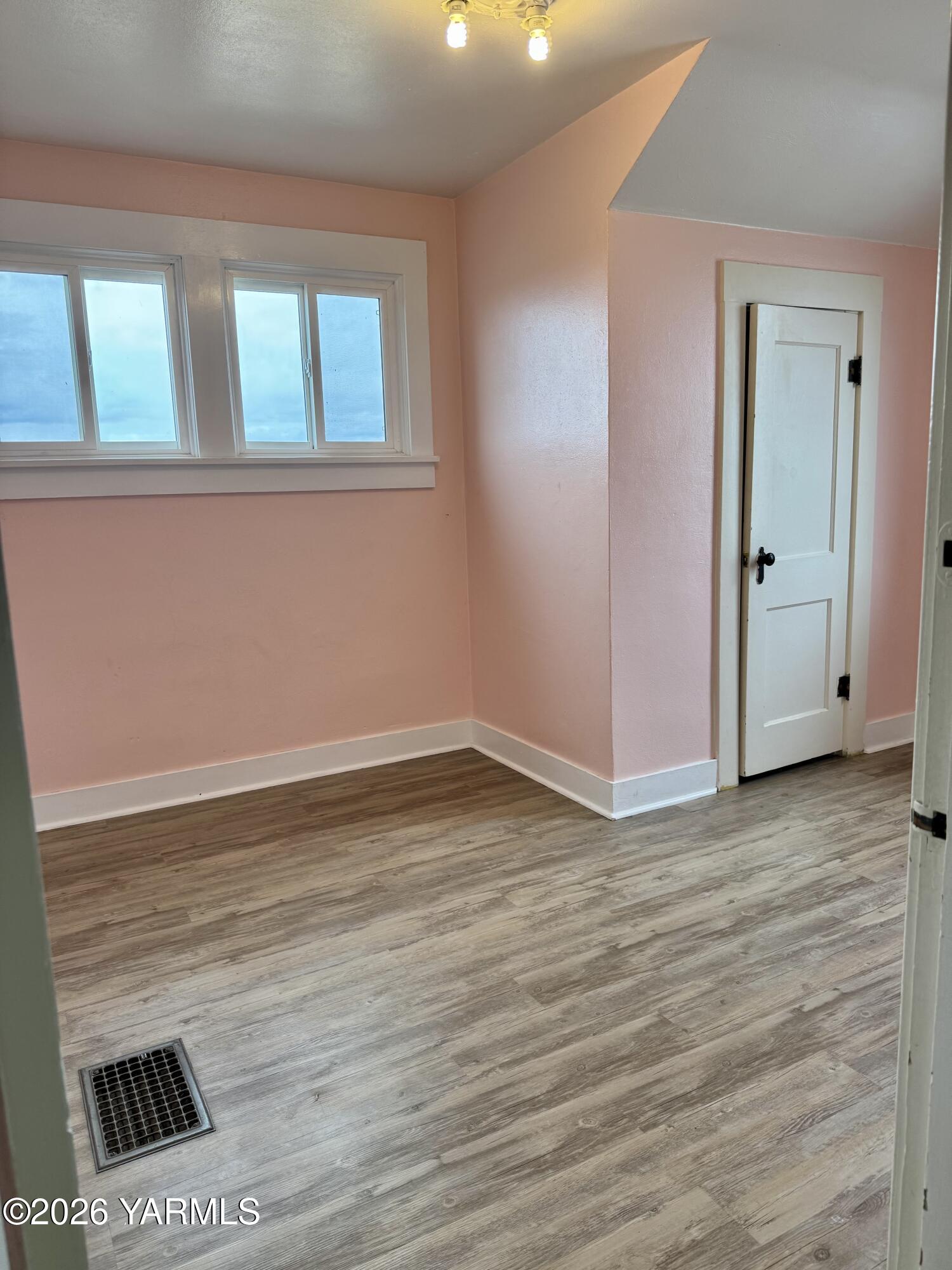 7801 Campbell Rd Unit: 1