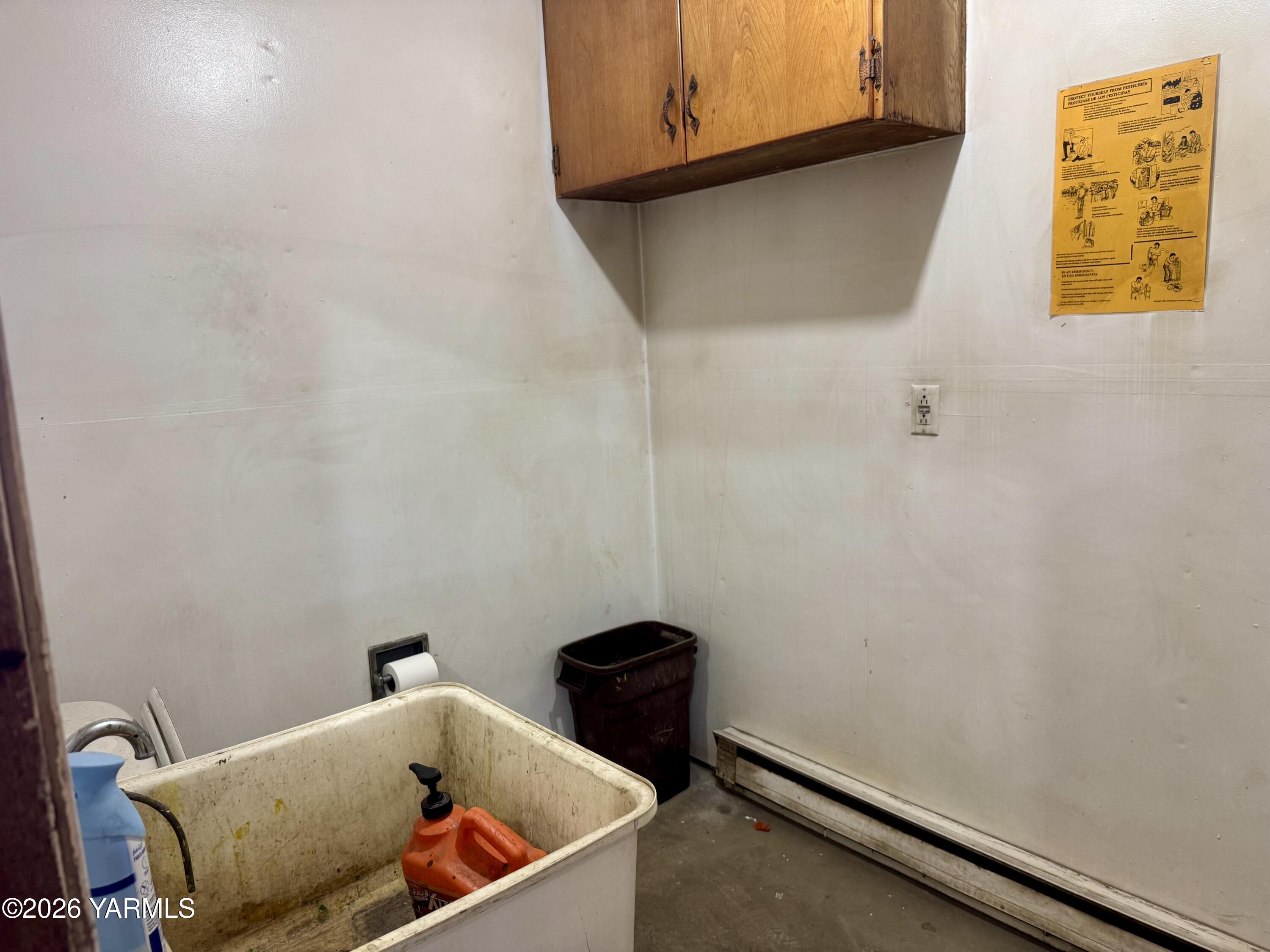 7801 Campbell Rd Unit: 1