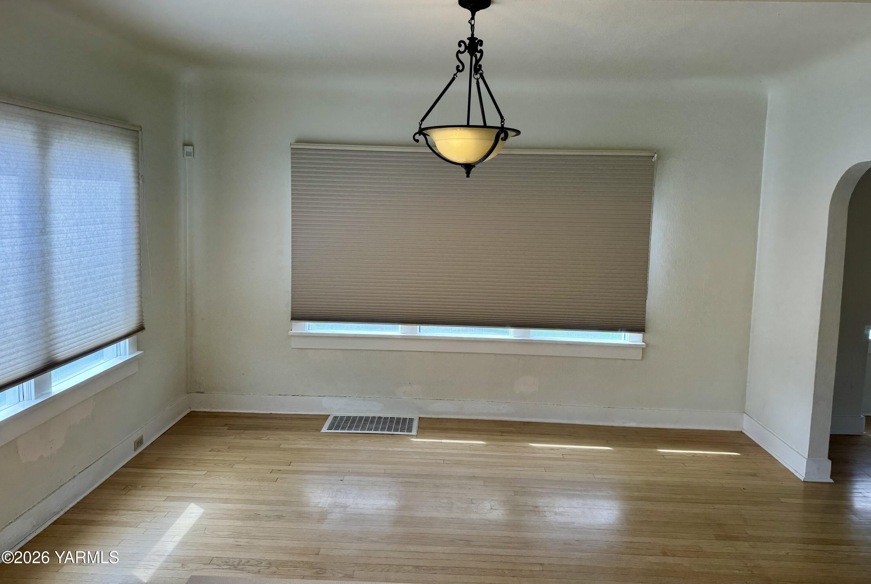 7801 Campbell Rd Unit: 1